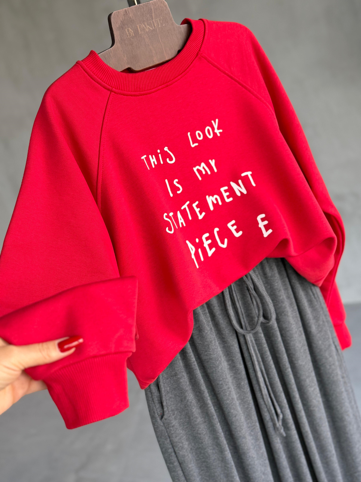 Statement Yazı Baskılı Sweatshirt (kırmızı)