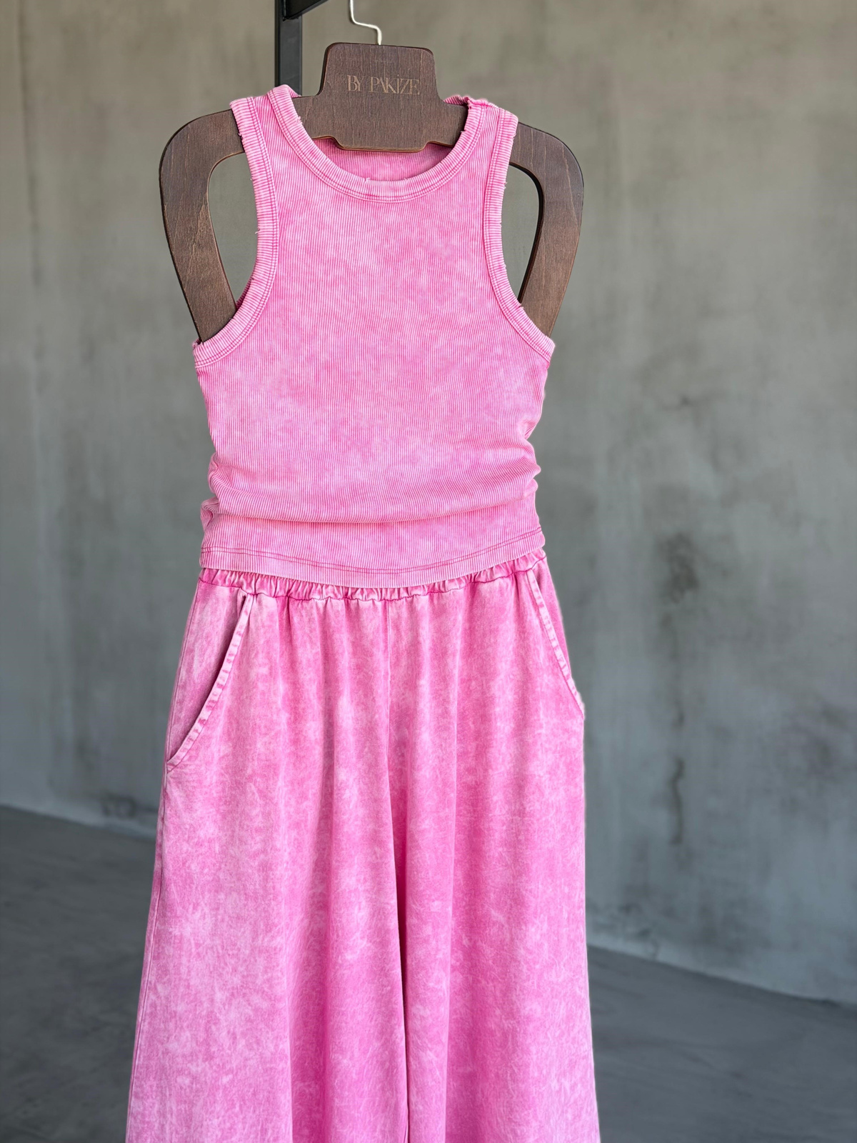 Taş Yıkamalı Halter Yaka Takım (Pembe)