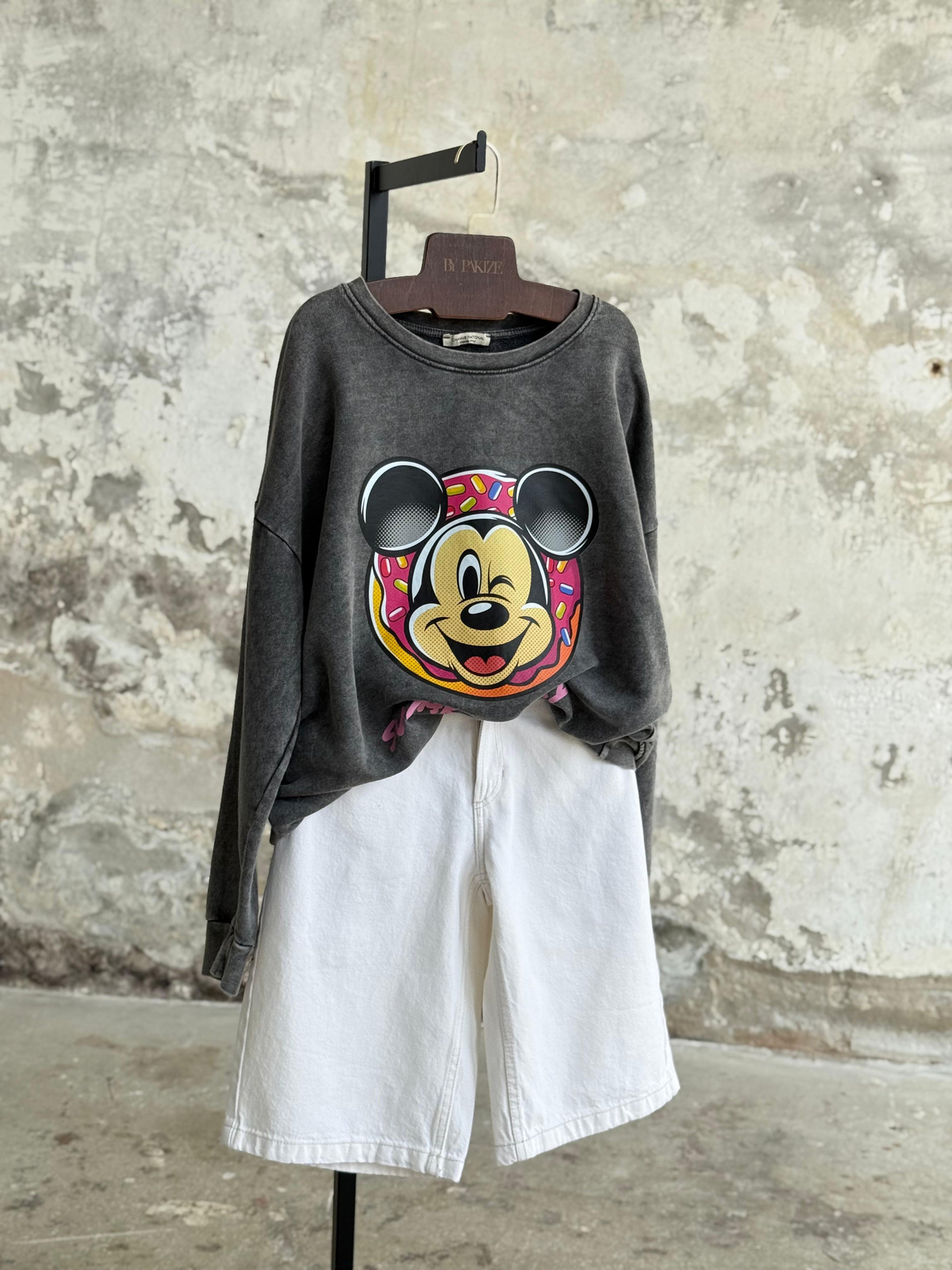 Taş Yıkamalı Oversize Mickey Baskılı Dokuma Sweat (Antrasit)