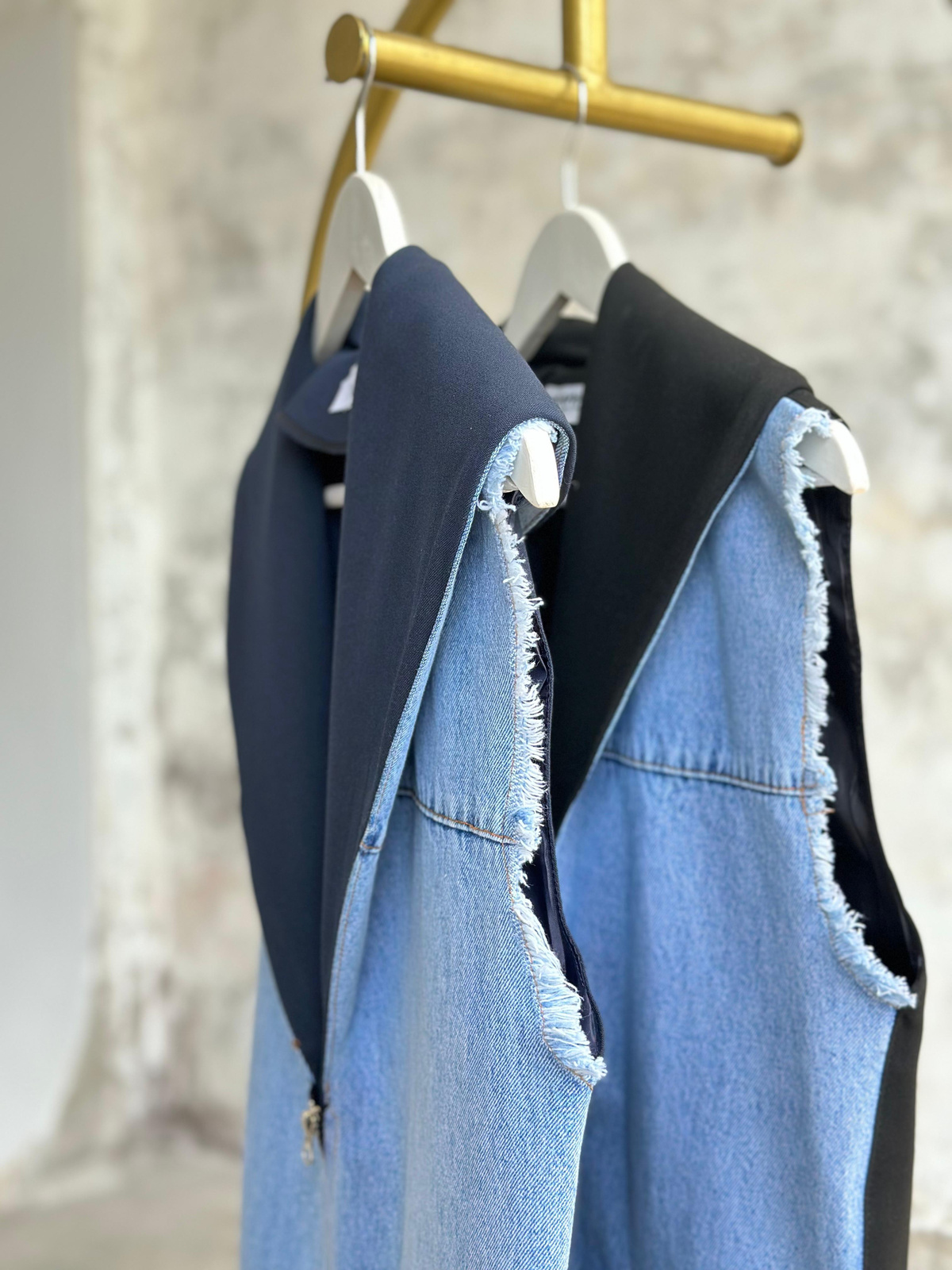 Tasarım Asimetrik Fermuar Detaylı Denim Yelek (Lacivert/Siyah)