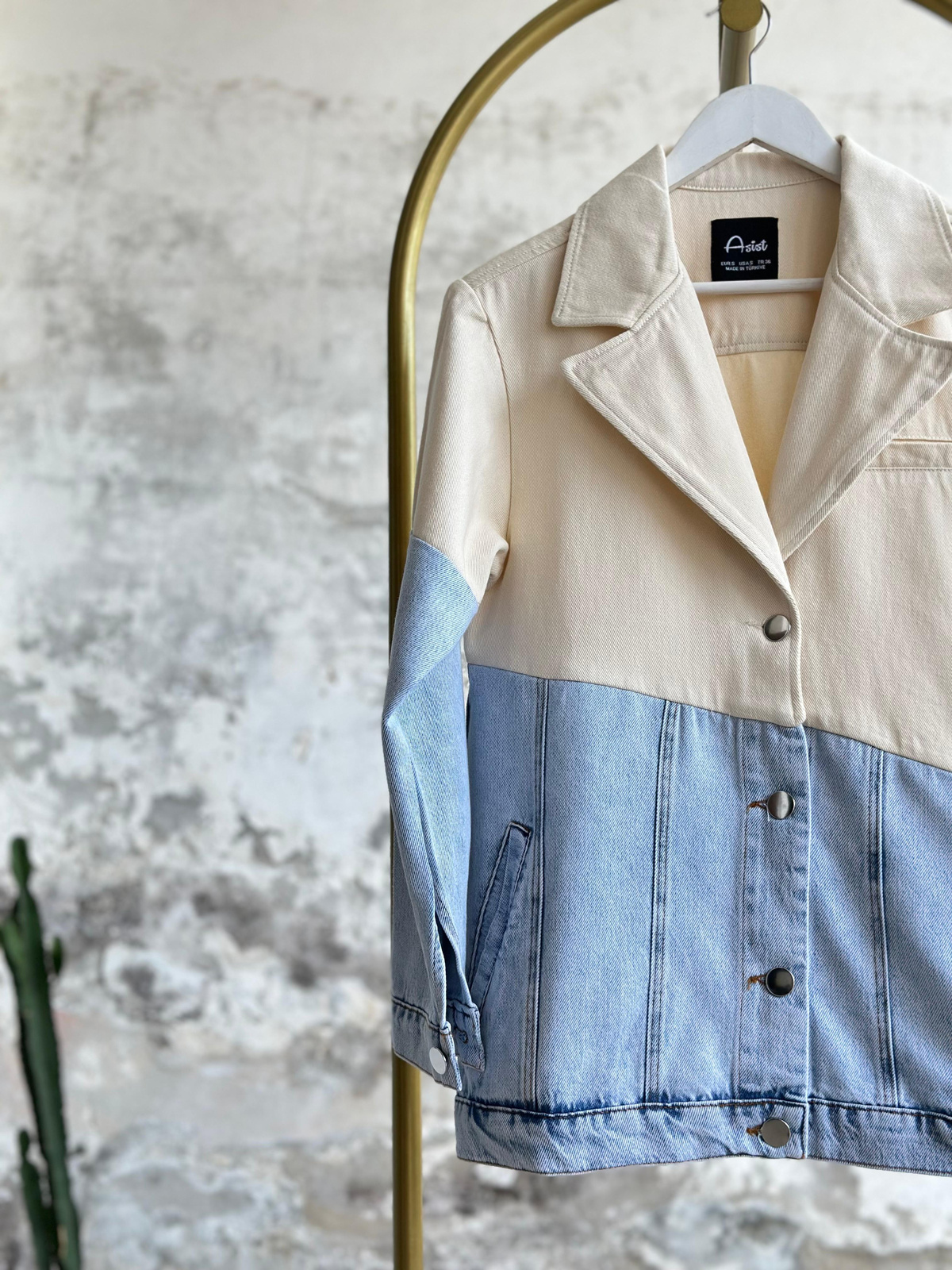 Tasarım Çift Renk Bloklu Denim Ceket (Bej)