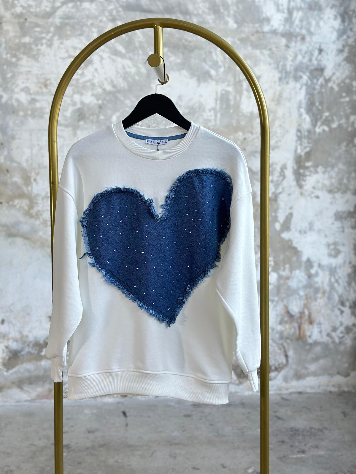 Tasarım Denim Kalp Detay Ve Taş İşçilikli Sweat (Beyaz)