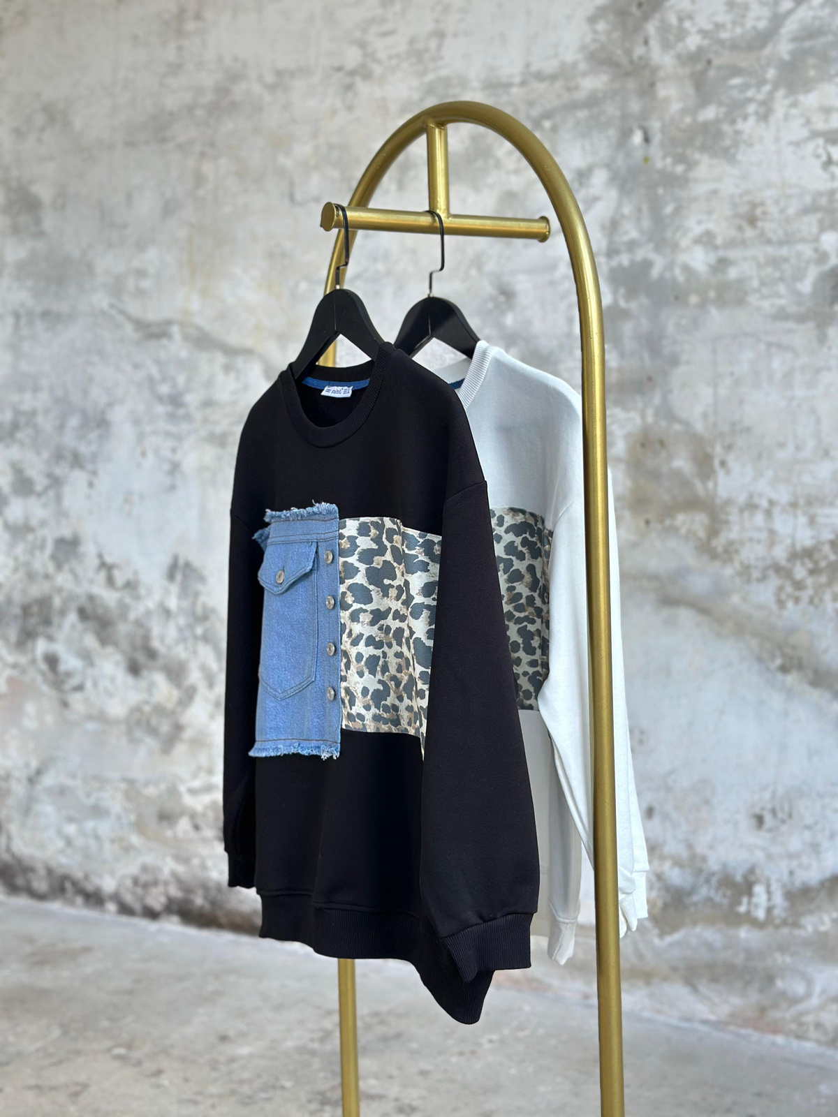 Tasarım Denim Kot Ve Leopar Geçişli Sweat  (Siyah)