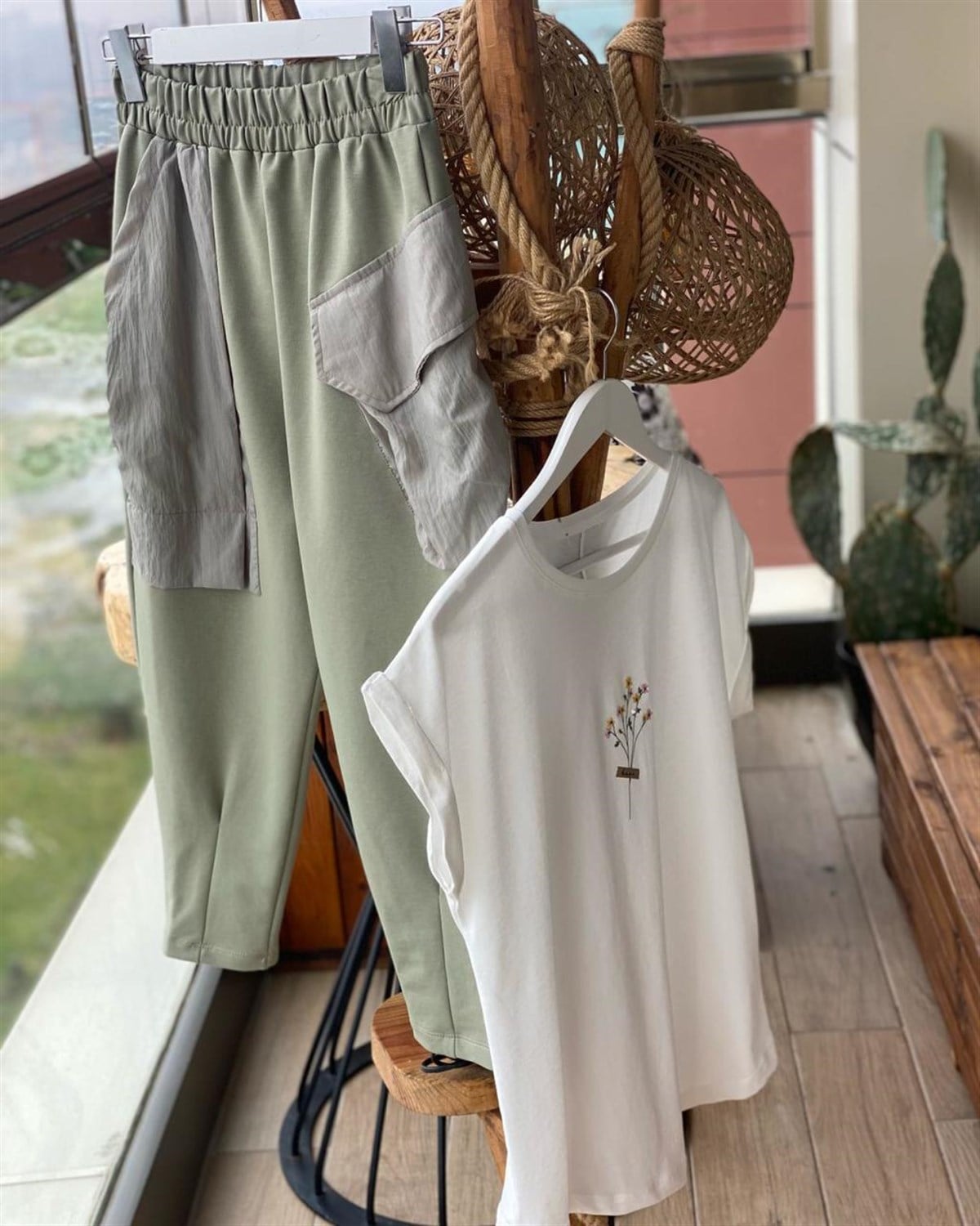 Tasarım Model Cep Detaylı Yarı Şalvar Pantolon (Haki)