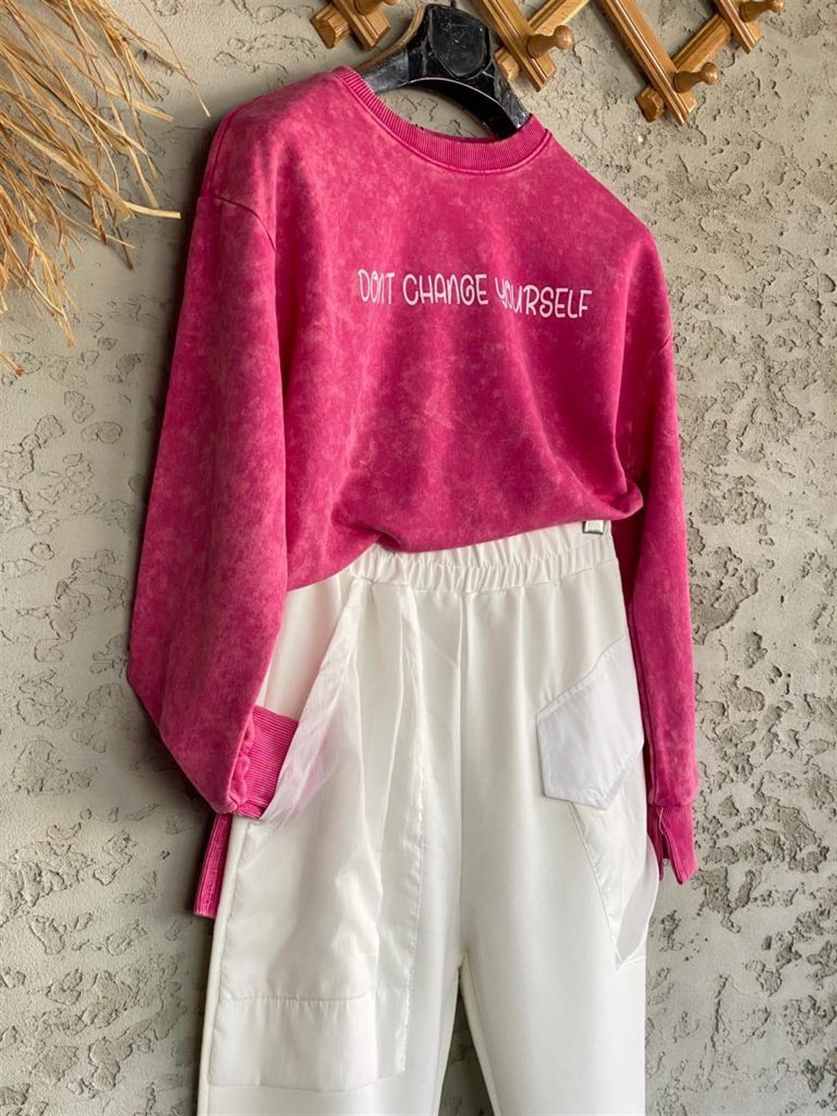 Tasarım Model Cepli Pantolon (Beyaz)