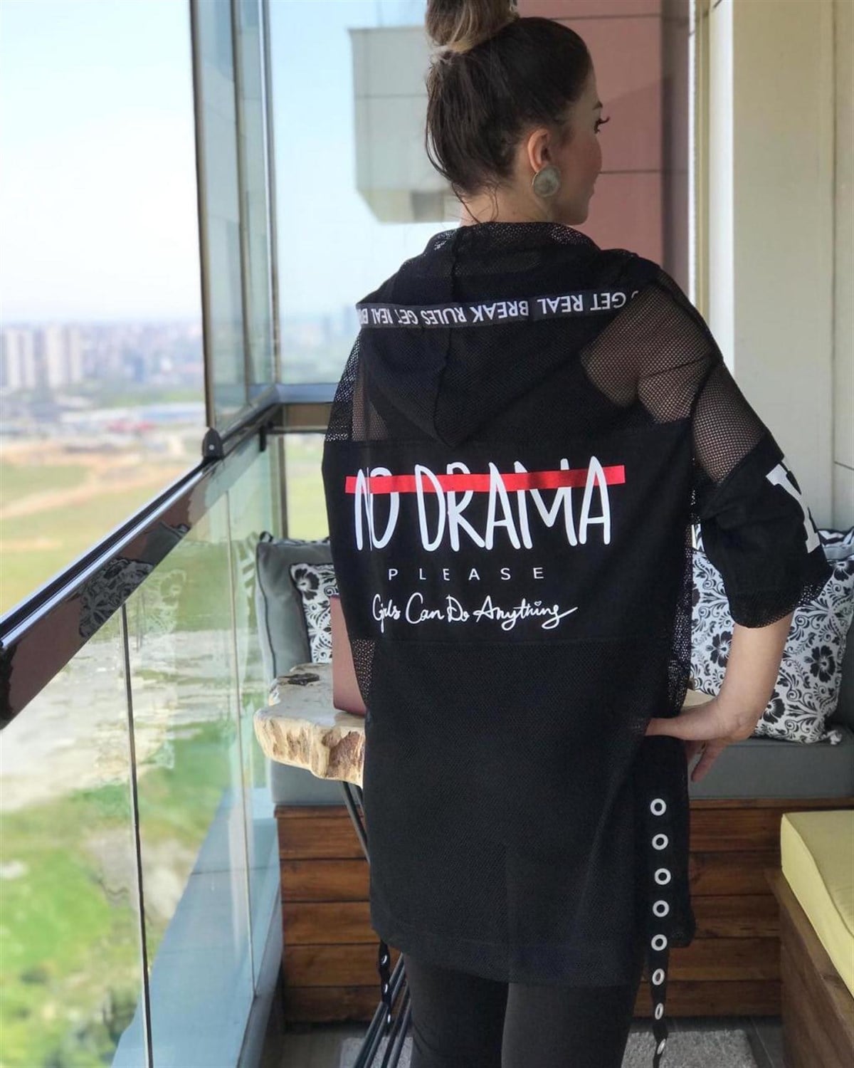 Tasarım Model Kapşonlu File Ceket (SİYAH)