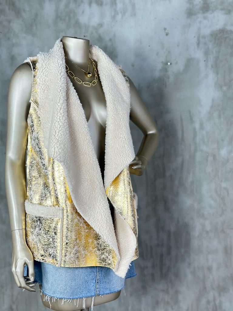Tasarım Model Peluş Varaklı Yelek (Gold)