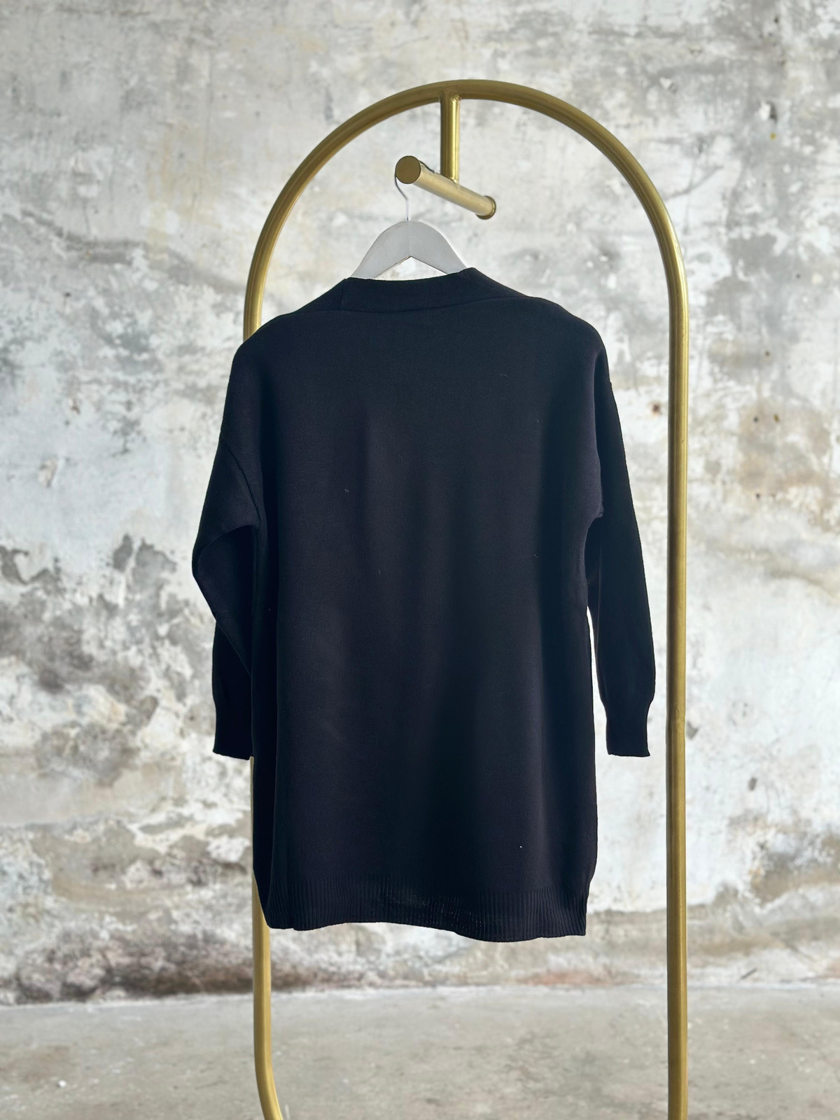 Tasarım Organze Çiçek Detaylı Kristal Taş İşçilikli Hırka (Siyah)