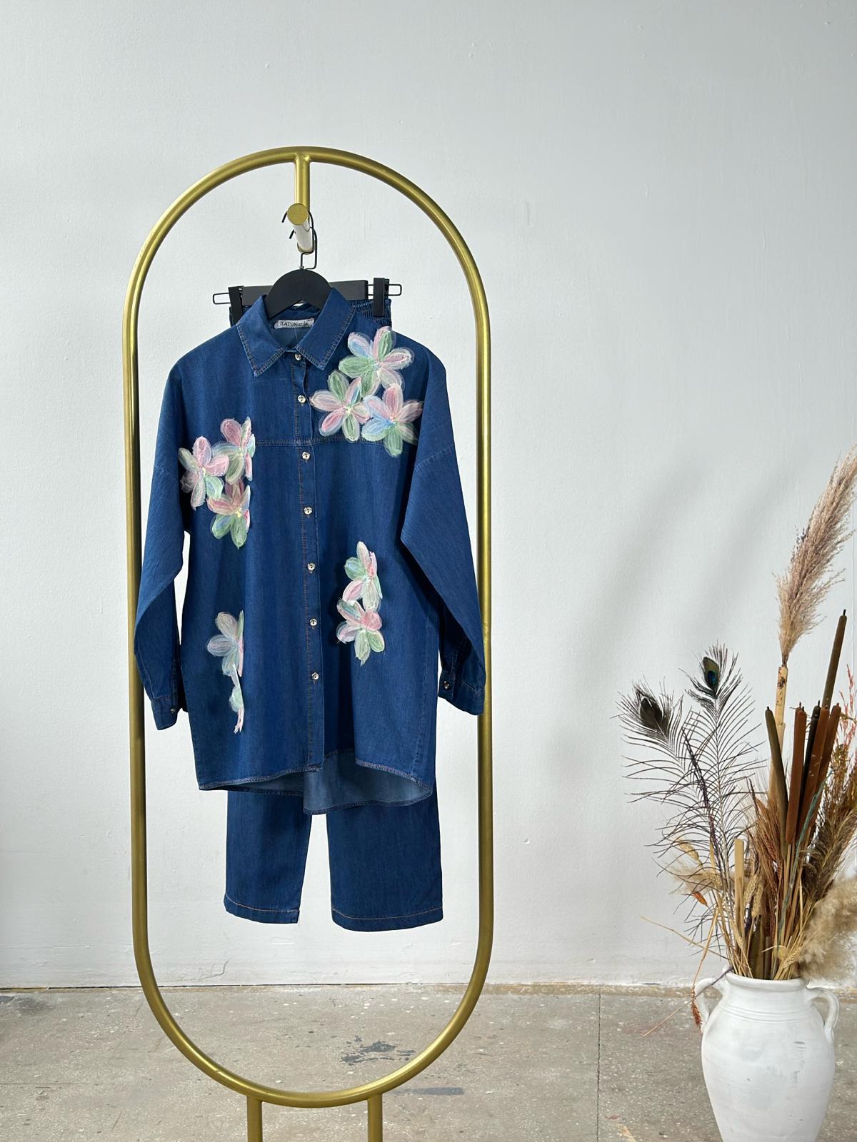 Tasarım Organze Kumaş Çiçek Desenli Denim Takım (Mavi)