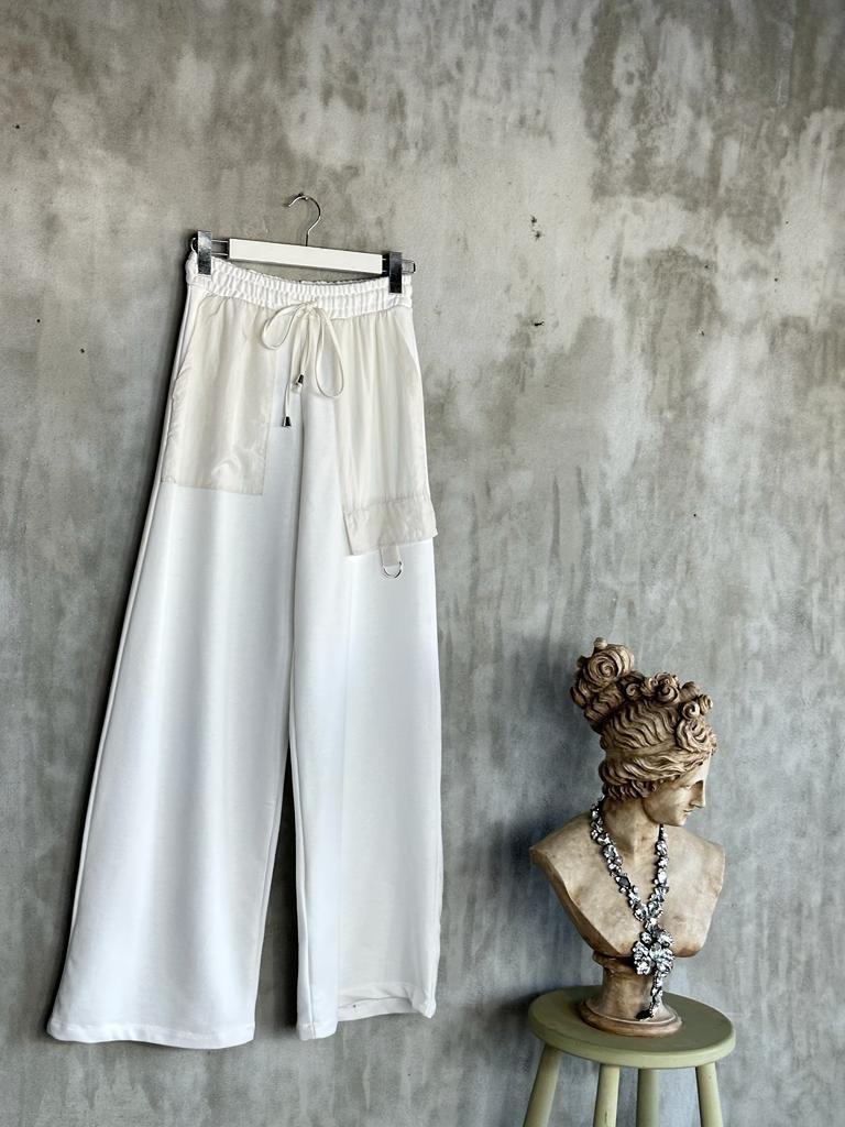Tasarım Paraşüt Cep Detaylı Bol Paça Pantolon (Beyaz)