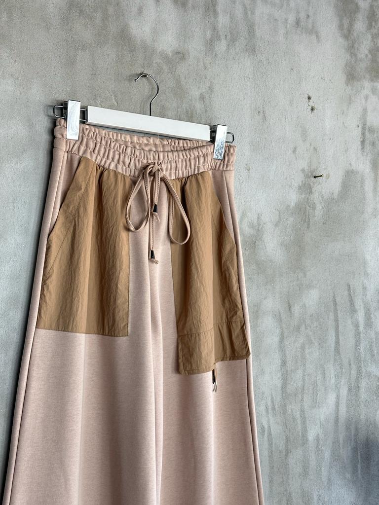Tasarım Paraşüt Cep Detaylı Bol Paça Pantolon (Bej)