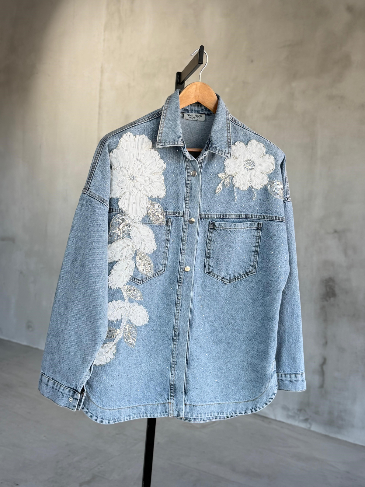 Tasarım Serpme Kristal Taşlı Denim Gömlek(Mavi)