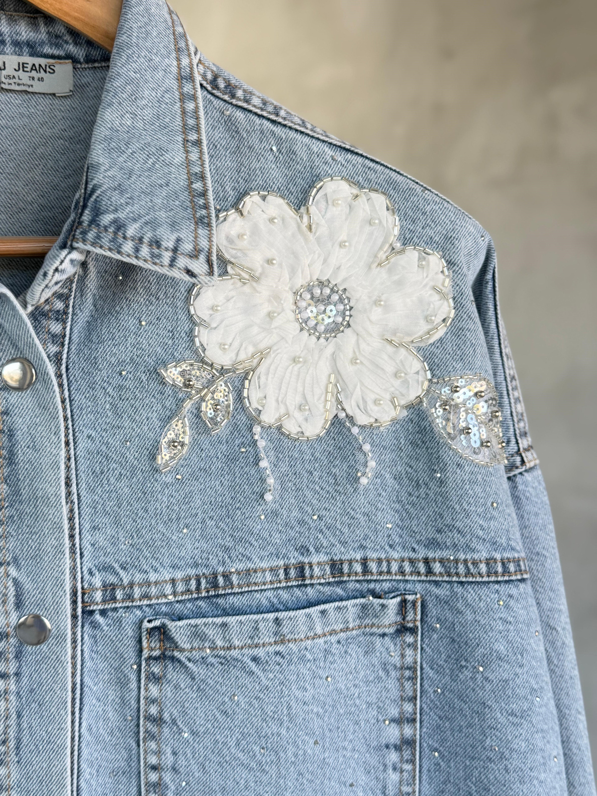 Tasarım Serpme Kristal Taşlı Denim Gömlek(Mavi)