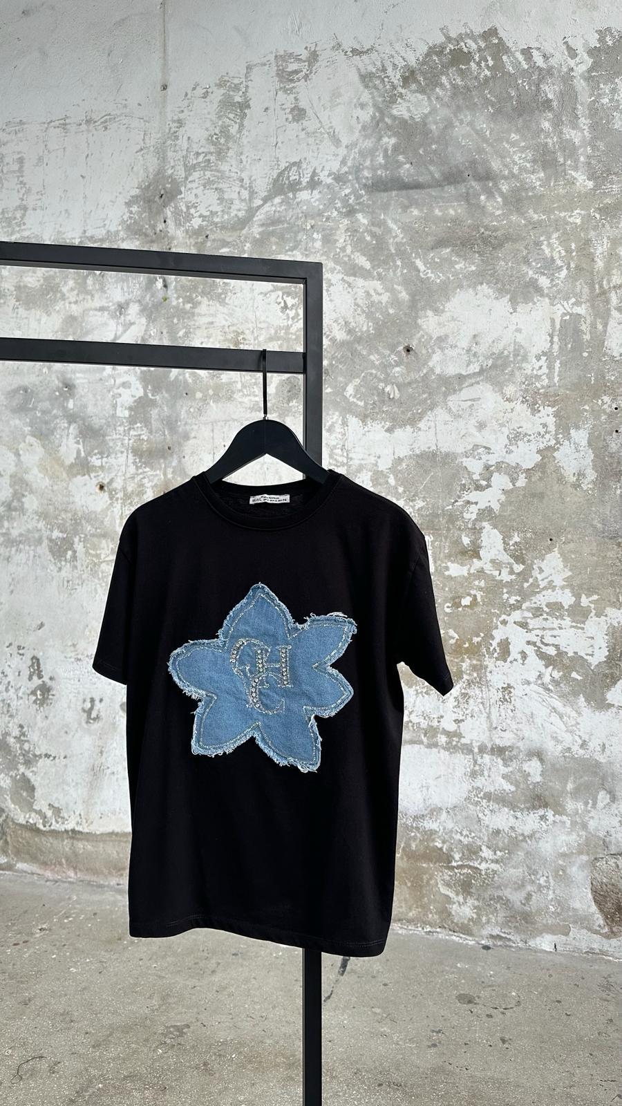 Tasrım Model Denim Çiçek Desenli T-Shirt (Siyah)