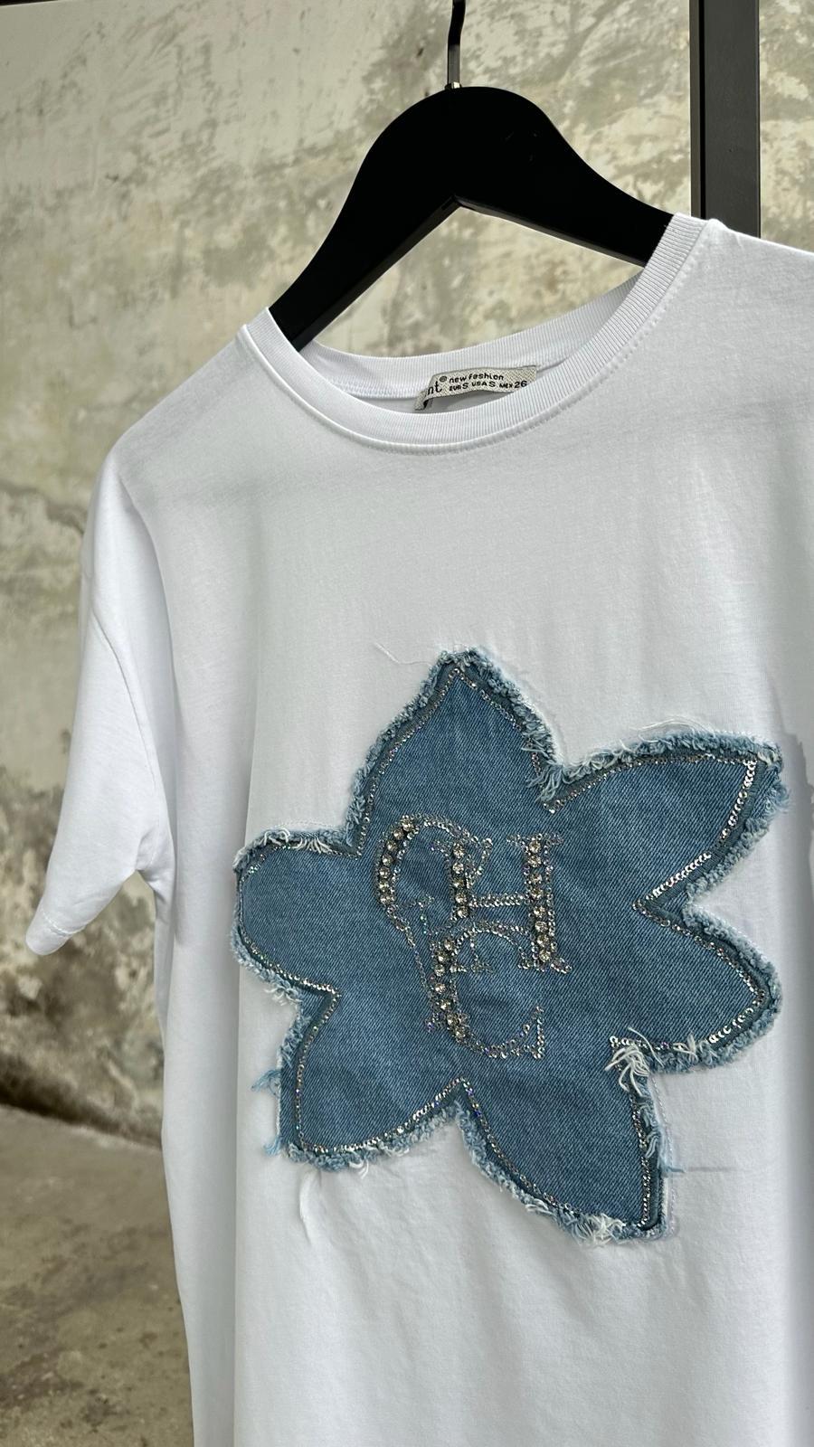 Tasrım Model Denim Çiçek Desenli T-Shirt (Beyaz)
