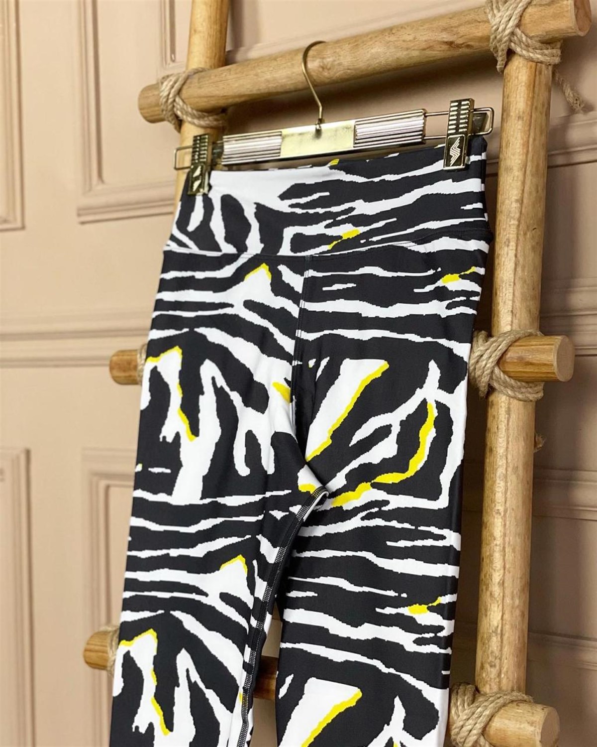 Tok Likra Kumaş Sporcu Tayt (ZEBRA DESEN)