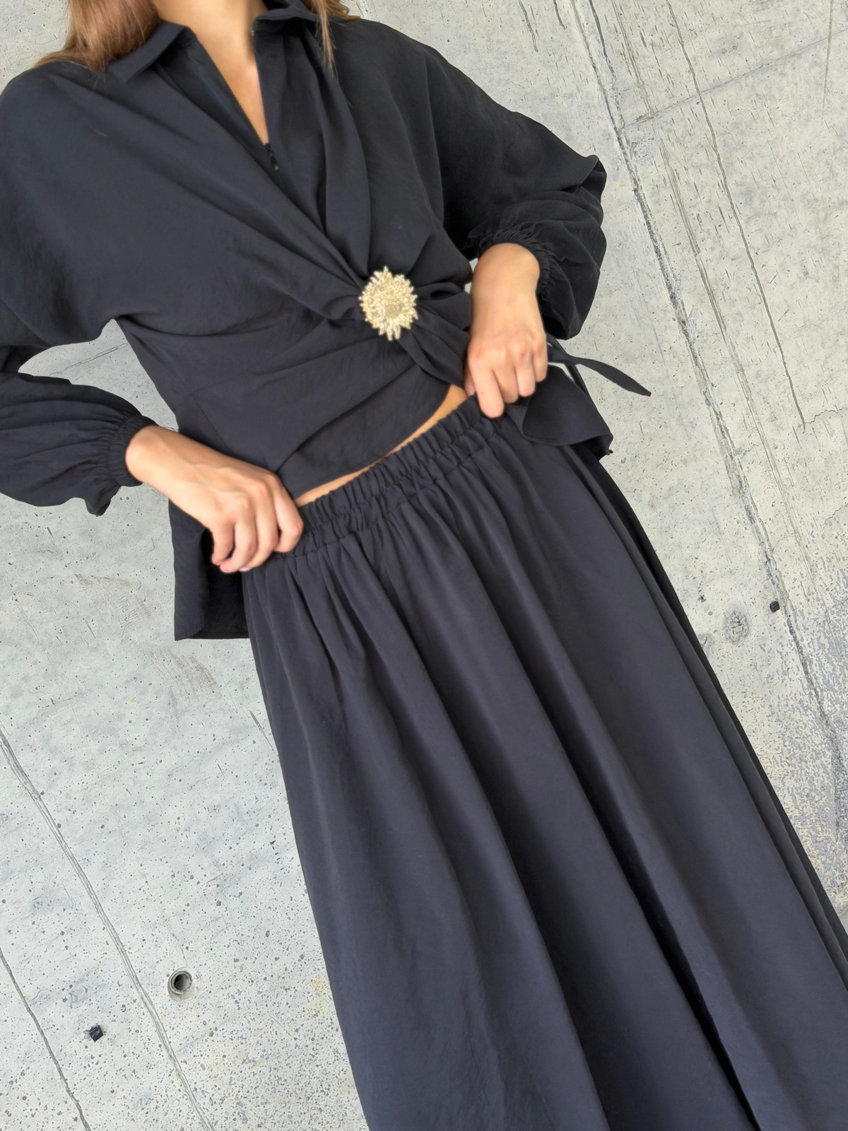 Toka Detaylı Etekli Takım (Siyah)