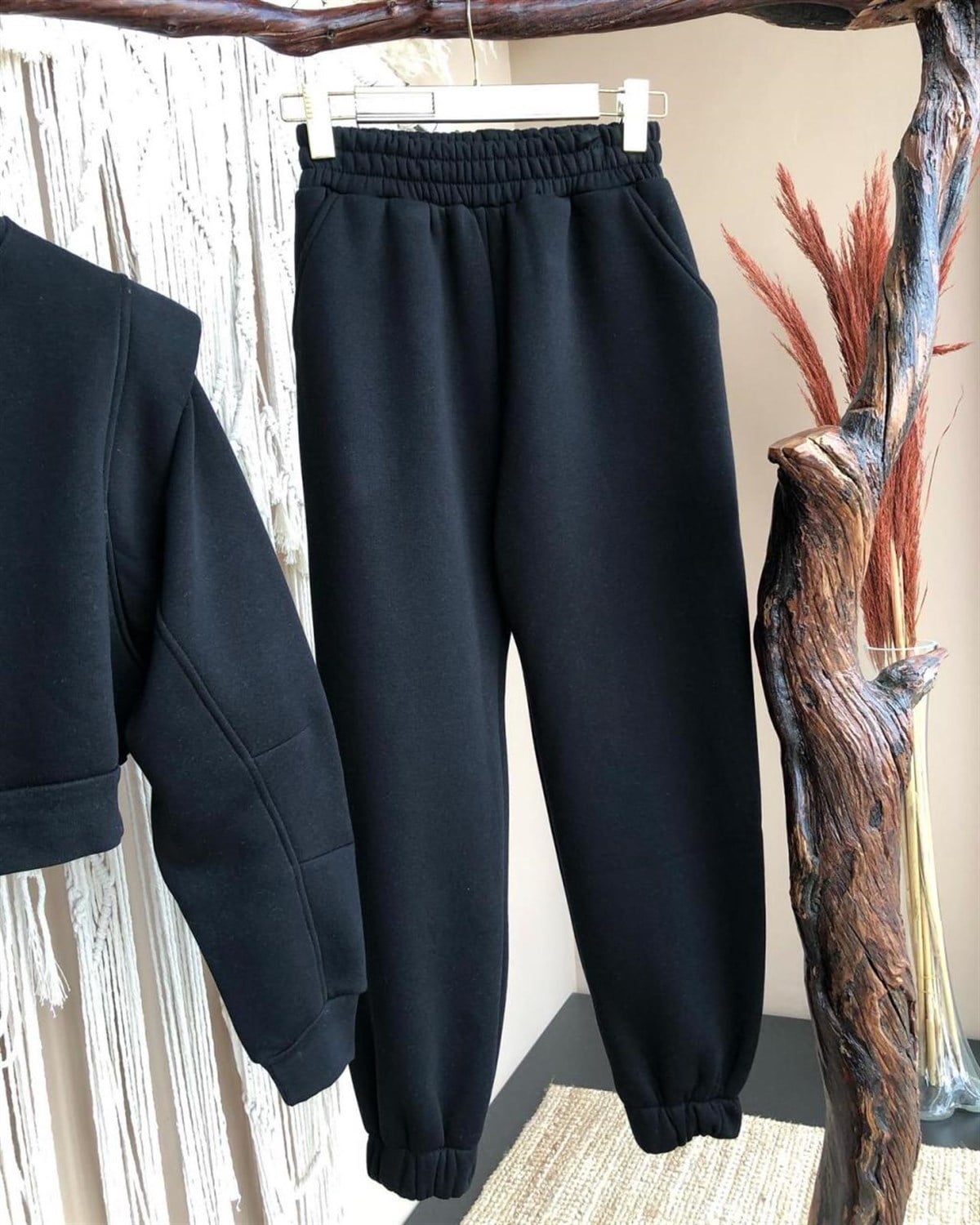 Üçiplik Kumaş Omuz Detaylı Sweat (SİYAH)