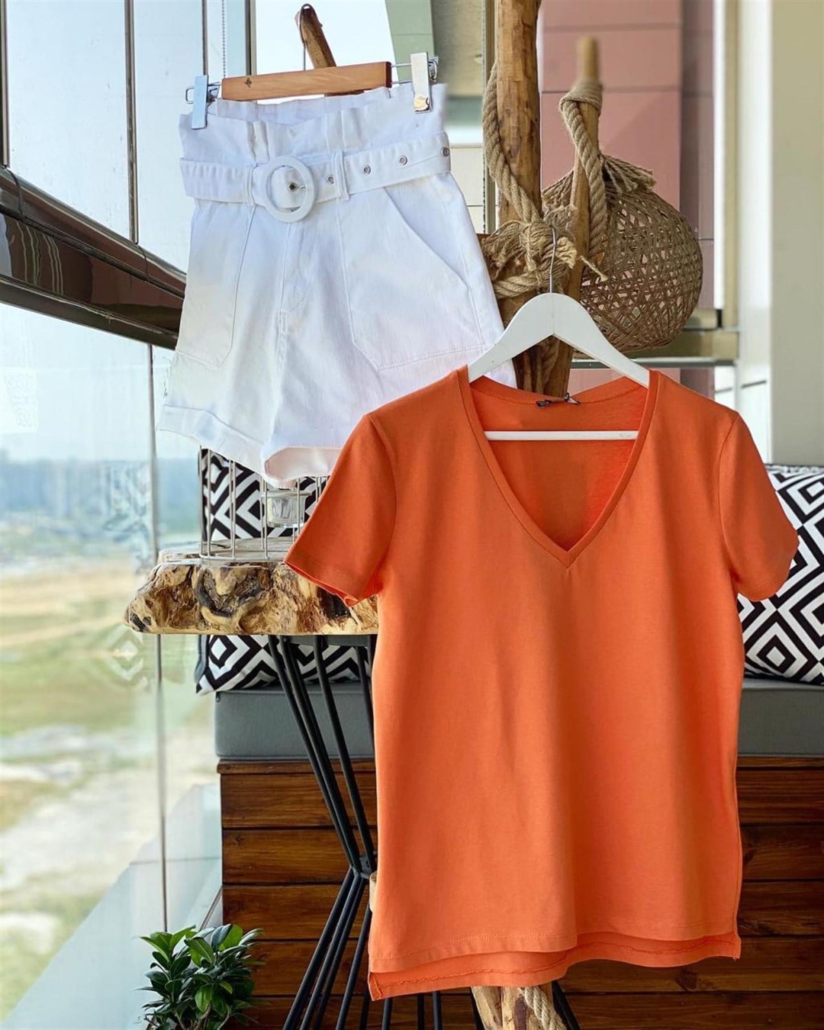V Yaka Basic Penye Tshirt (ORANJ )