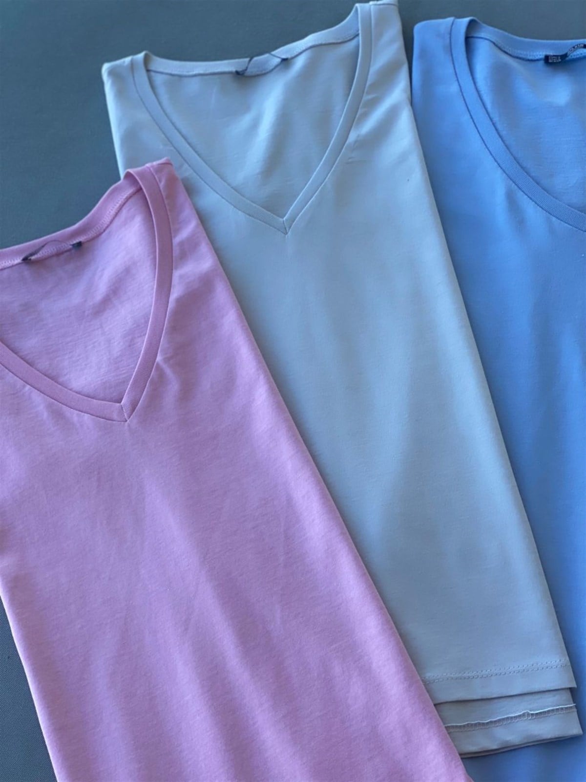 V Yaka Basic Tshirt (Pembe & Mavi)
