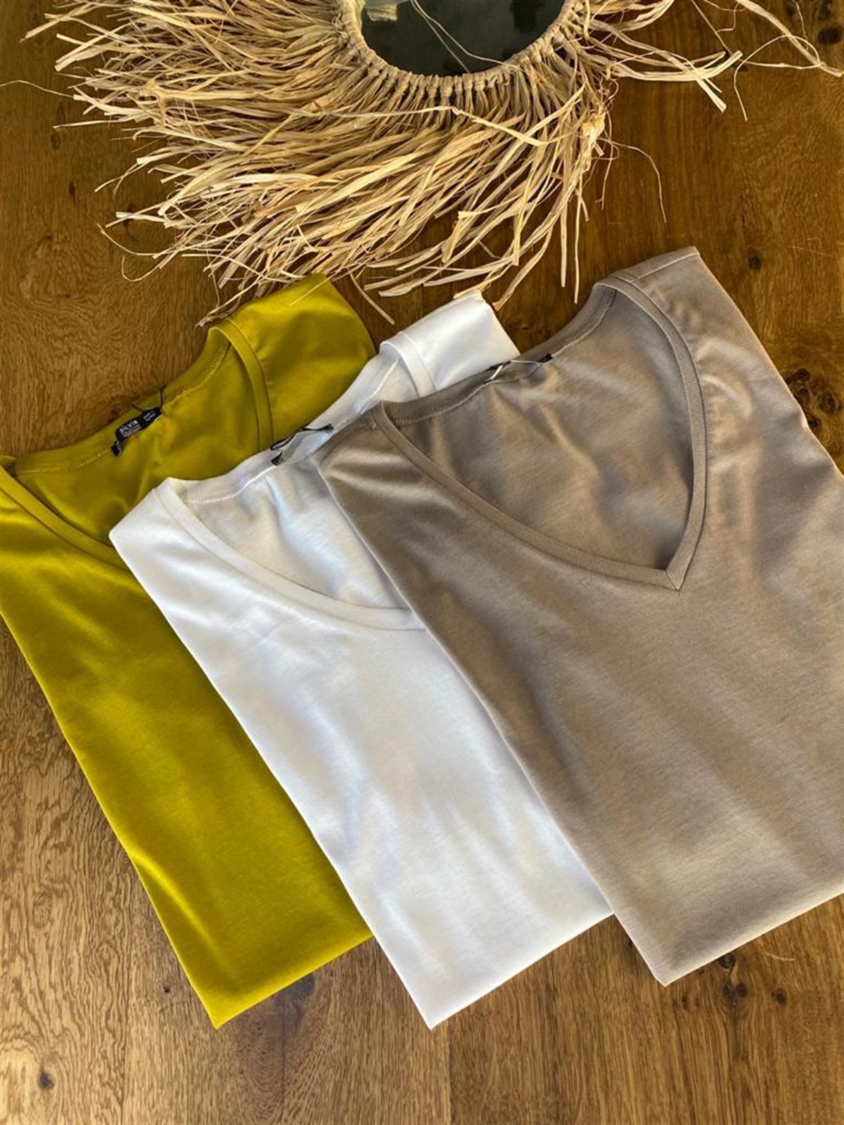 V Yaka Basic Tshirt (YAĞ YEŞİLİ &  BEYAZ & KOYU VİZON)