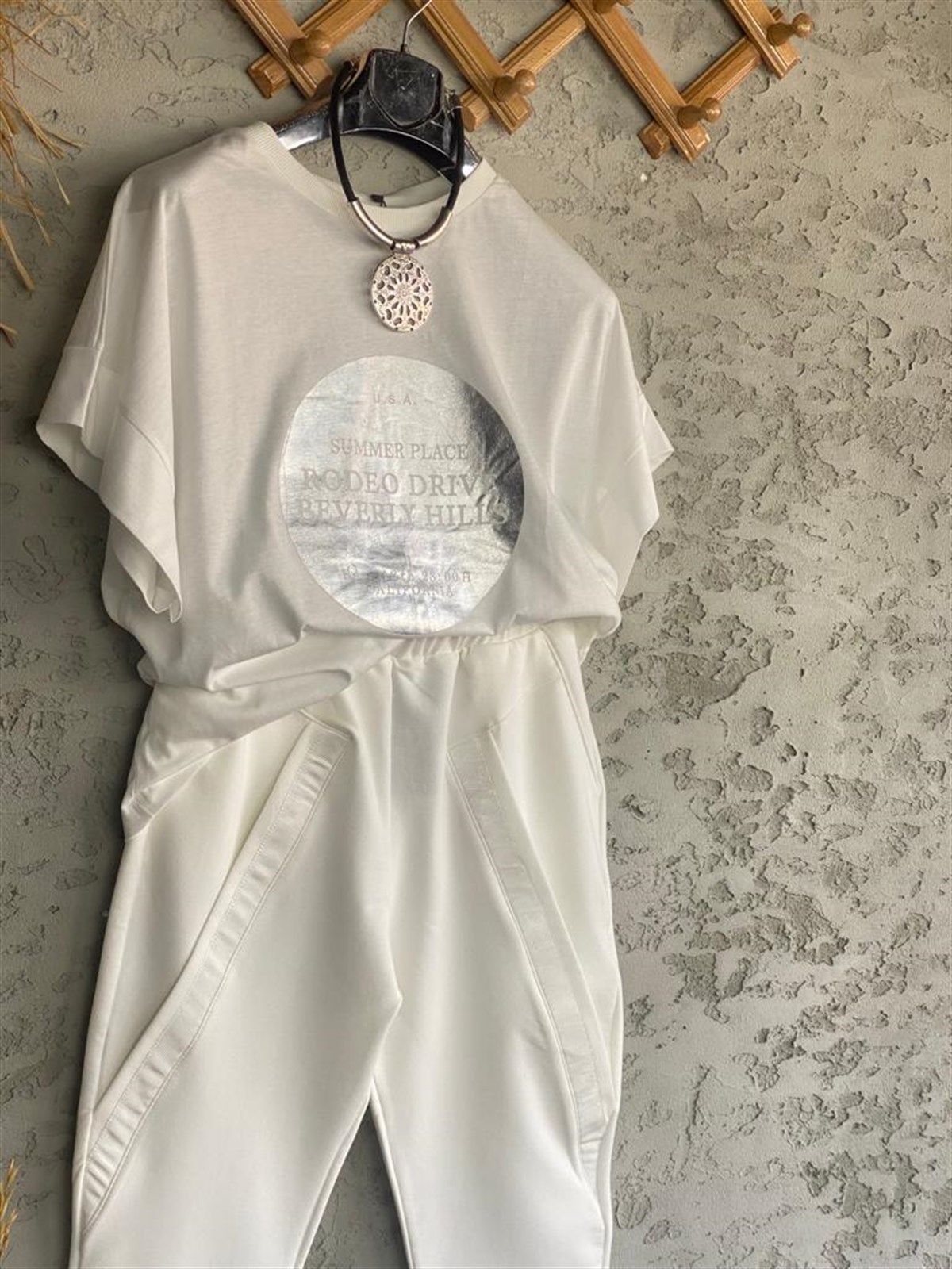 Varak Baskılı Tshirt (beyaz)
