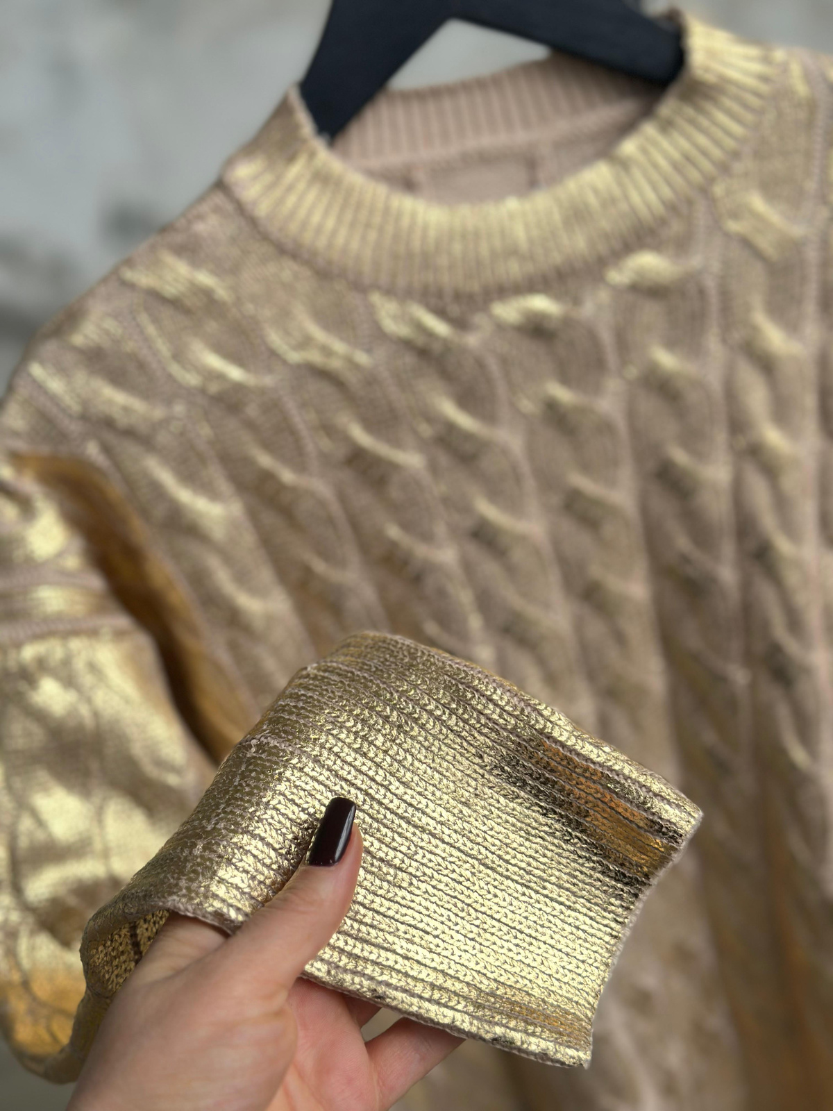 Varak Kaplamalı Saç Örgü Kazak (Gold)