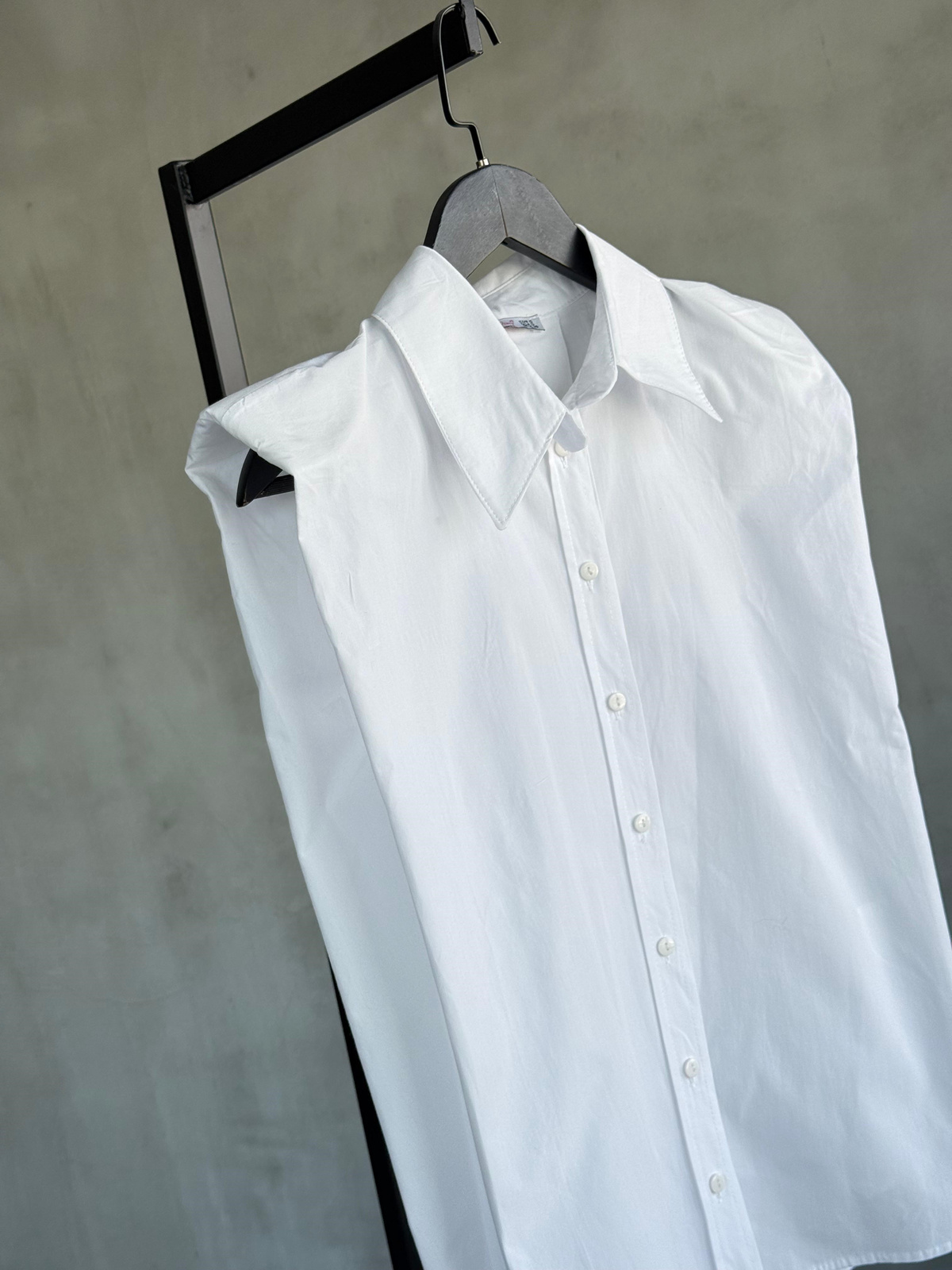 Vatkalı Maskülen Kesim Cotton Gömlek (Beyaz)