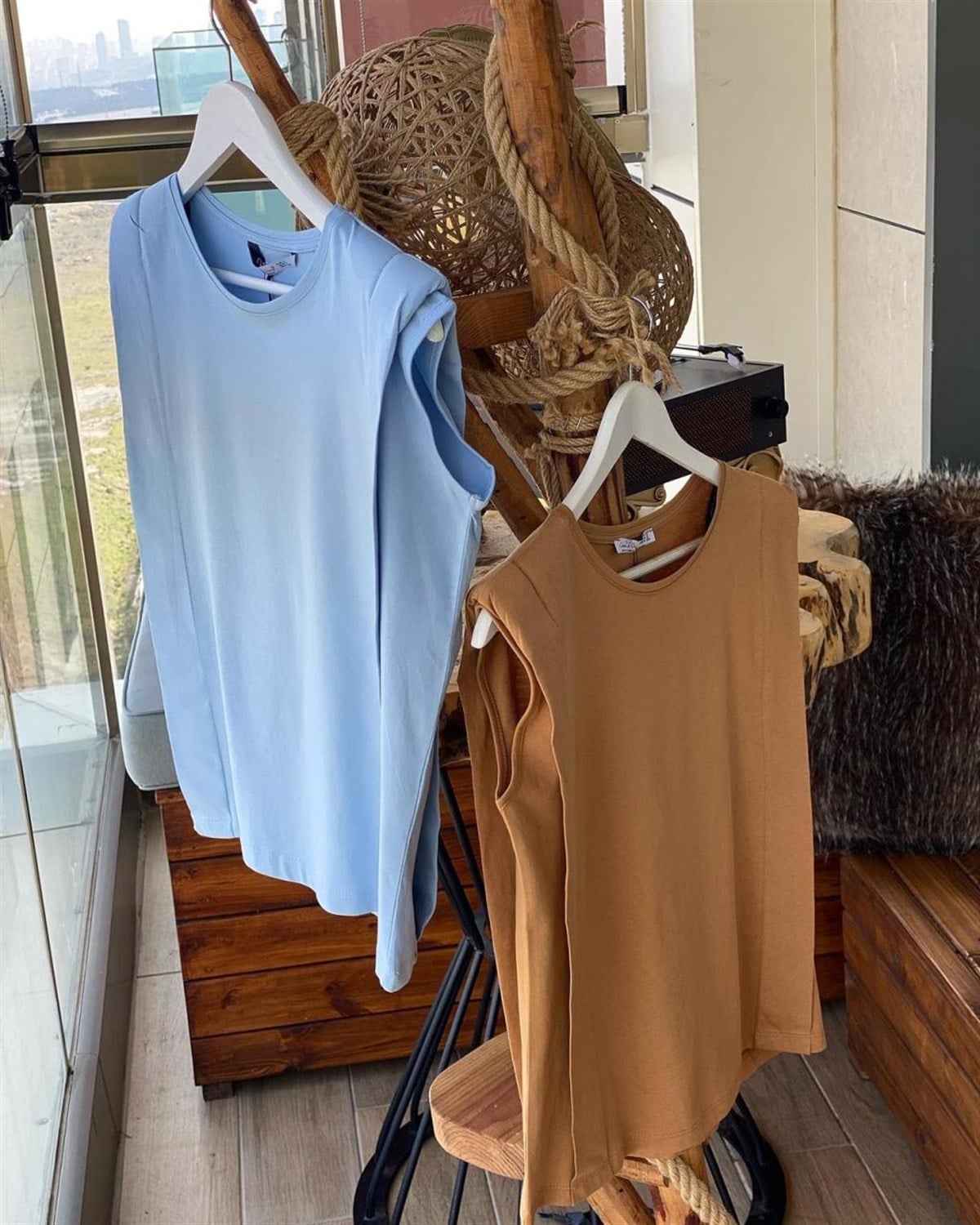 Vatkalı Tshirt (BEBE MAVİSİ & CAMEL)