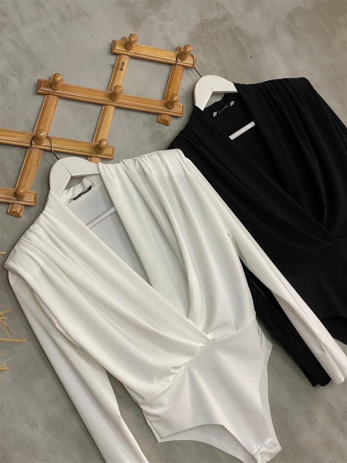 Vatkalı V Yaka Bodysuit (Siyah/Beyaz)