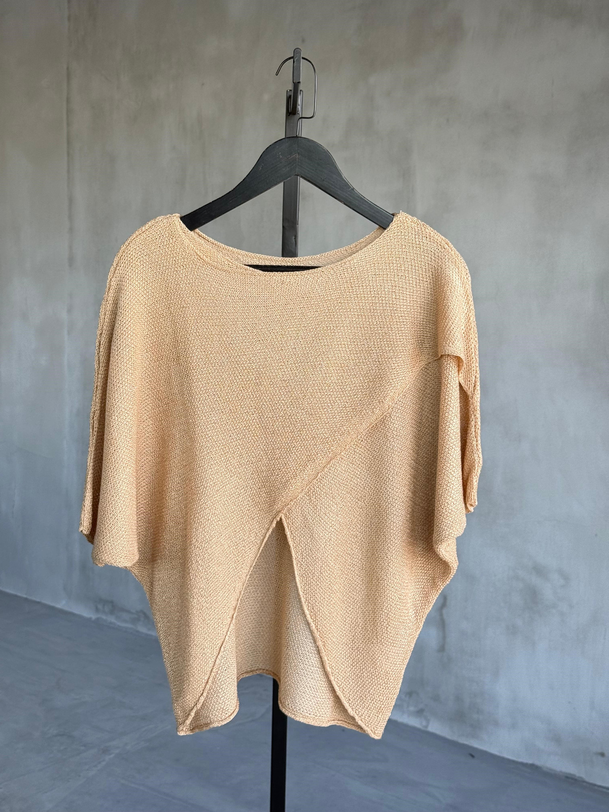 Verev Kesim Asimetrik Merserize Bluz (Camel)