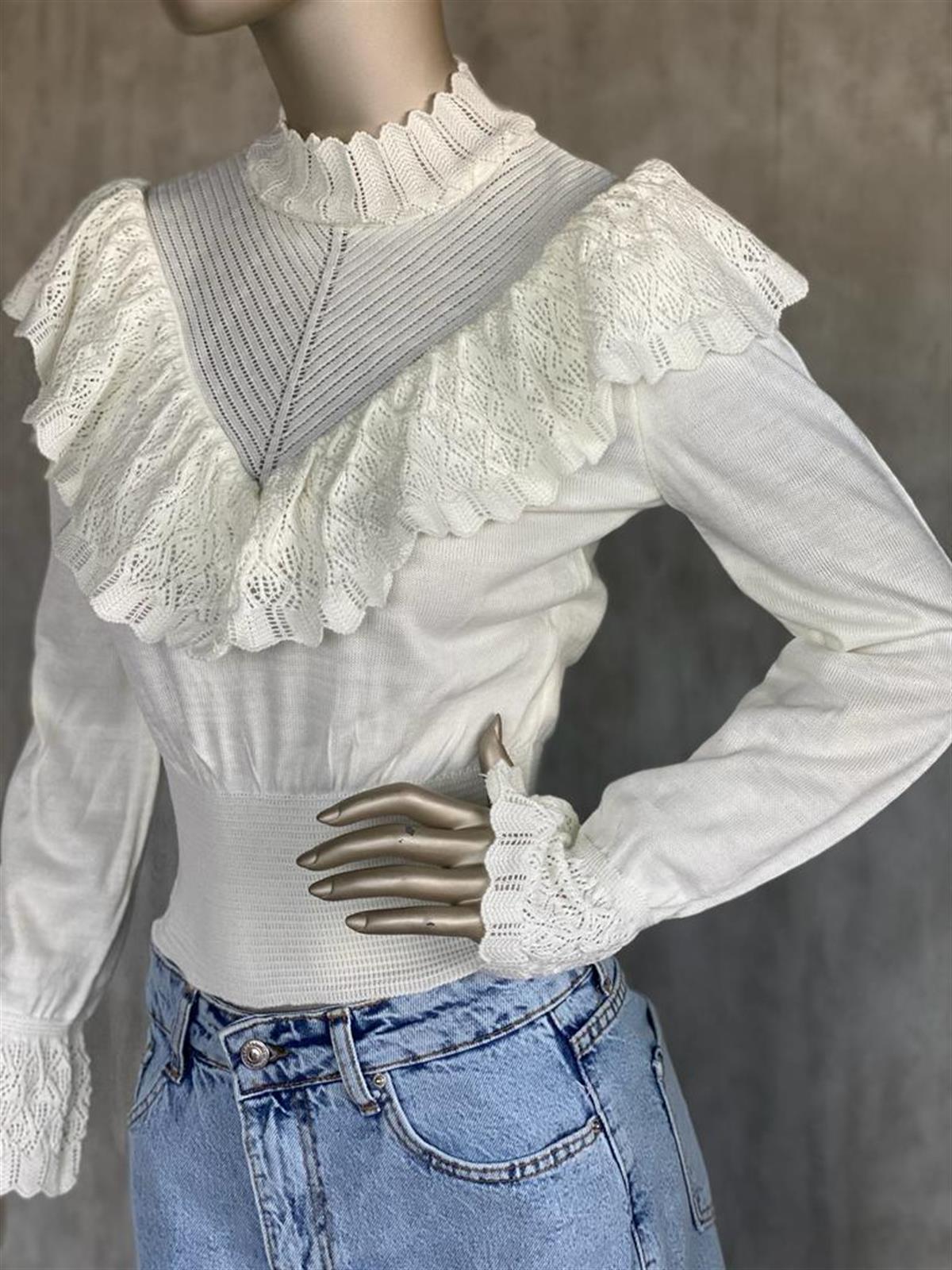 Vintage Model Beli Korseli Triko Kazak (Beyaz)