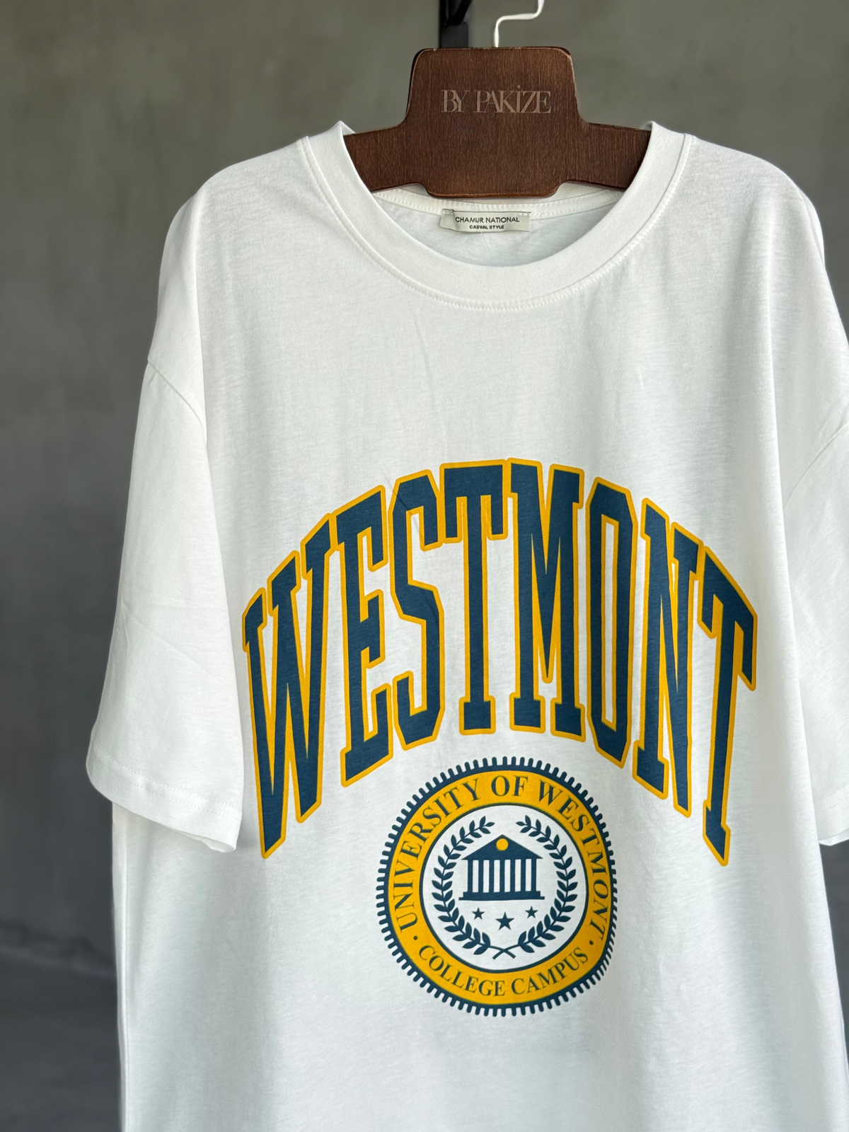 Westmont Yazı Baskılı Oversize Tişört (Beyaz)