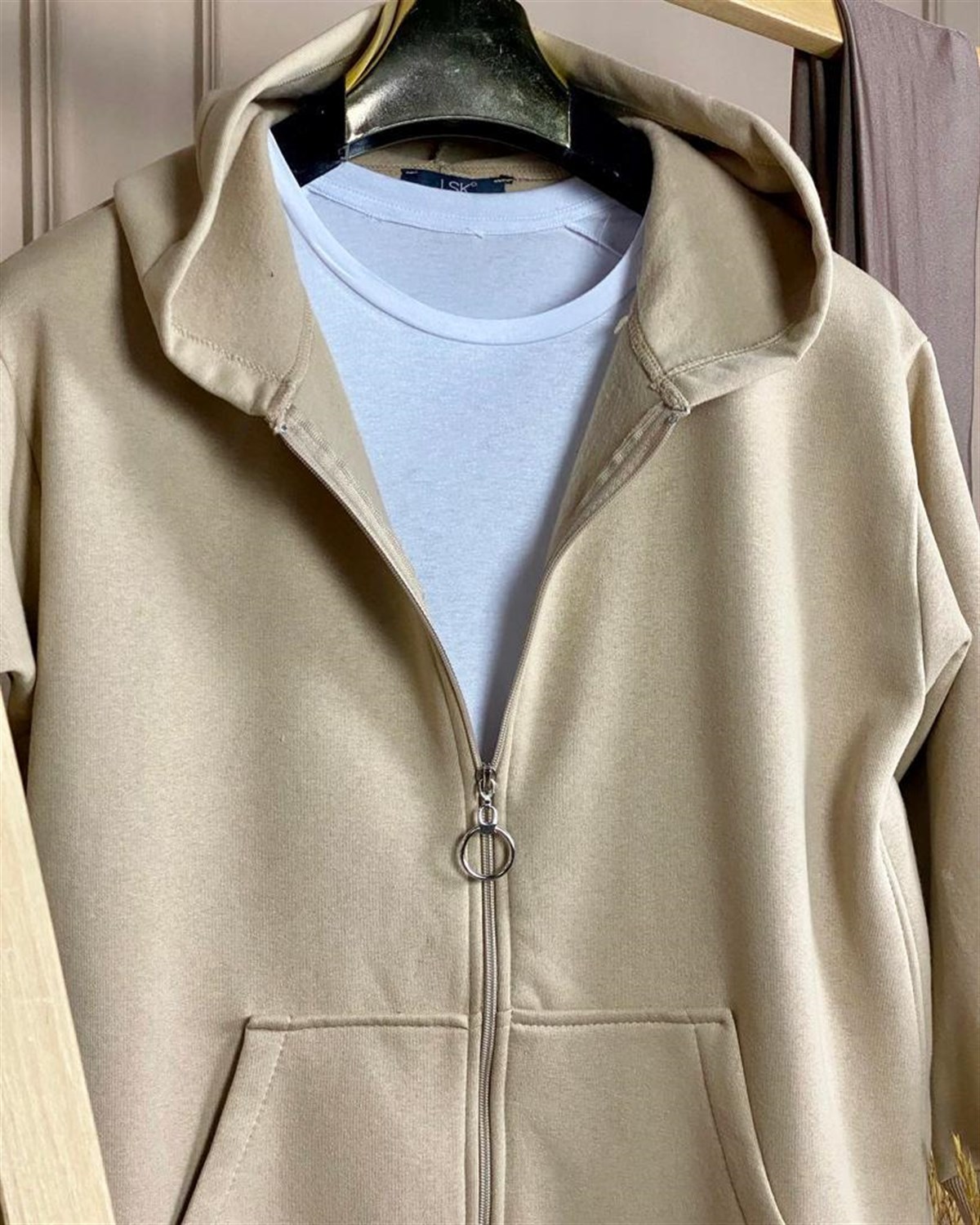 Yanları Yırtmaçlı Kapşonlu Sweat Hırka (Camel)
