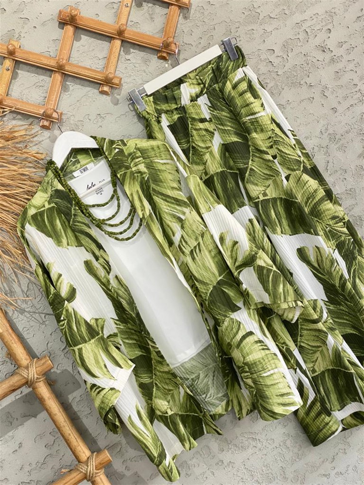 Yaprak Desenli Fitilli Gömlek Ve Pantolon Takım 