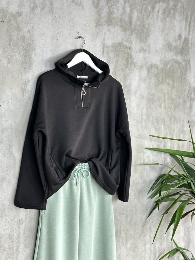 Yarım Fermuarlı Kapşonlu Sweat (Siyah)
