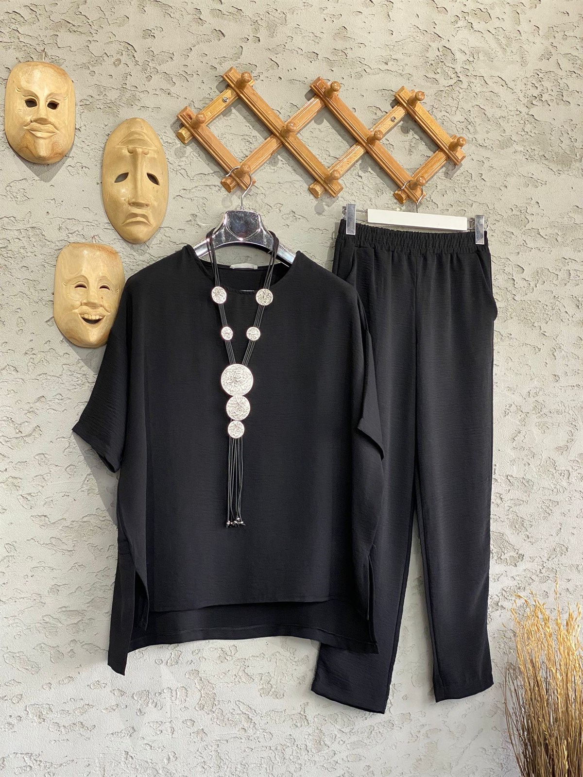 Yarım Kol Üst Ve Pantolon Takım (Siyah)
