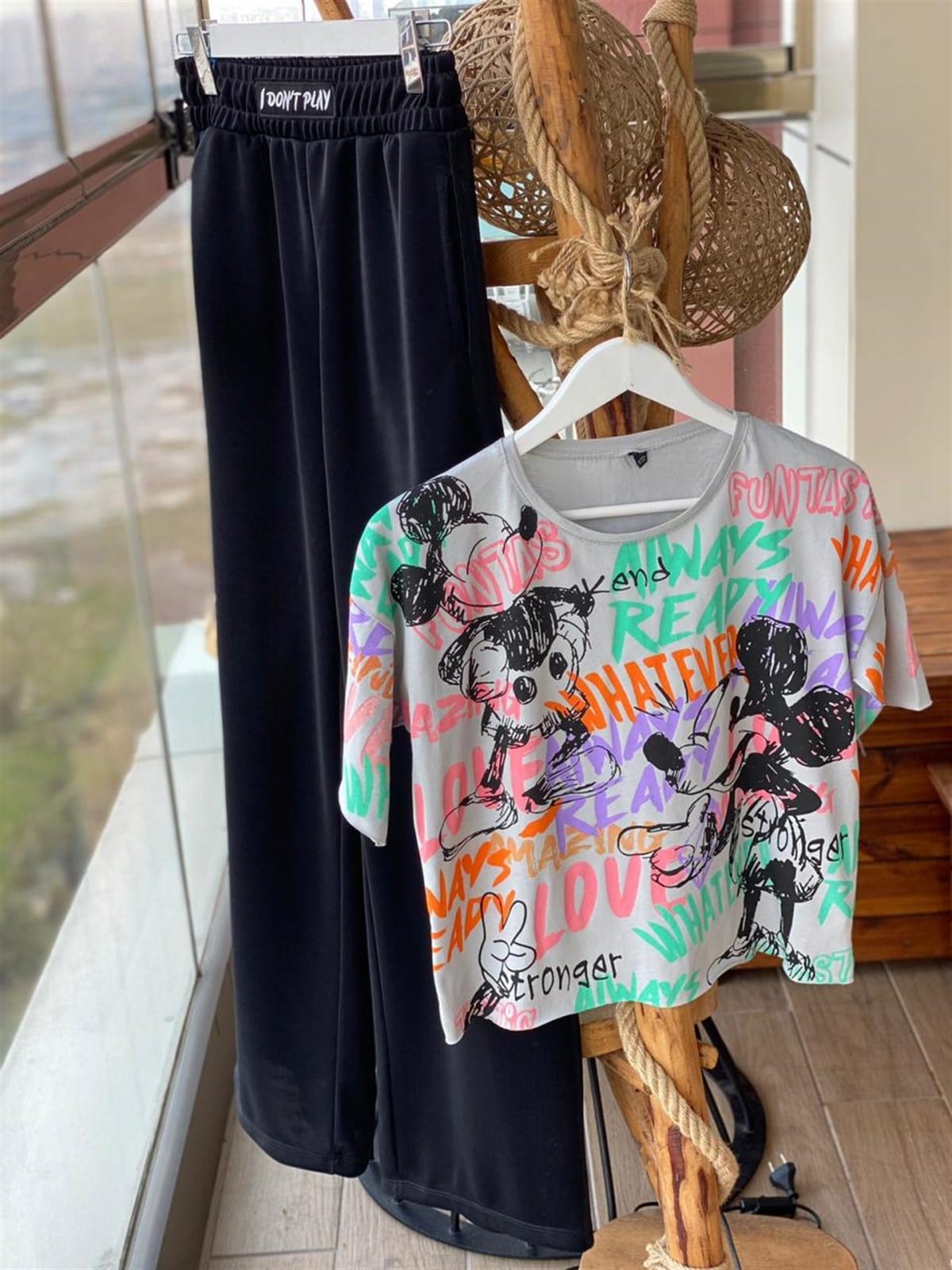Yazı ve Çizgi Karakter Baskılı Tshirt (GRİ)