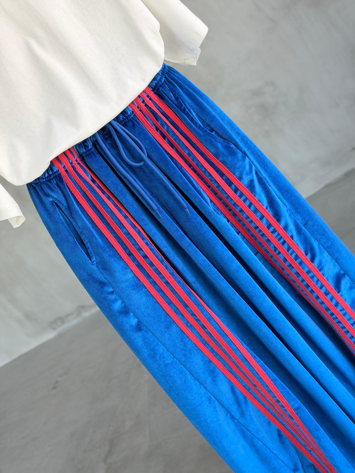 Yeni Sezon İthal Şerit Detaylı Tasarım Pantolon (Saks)