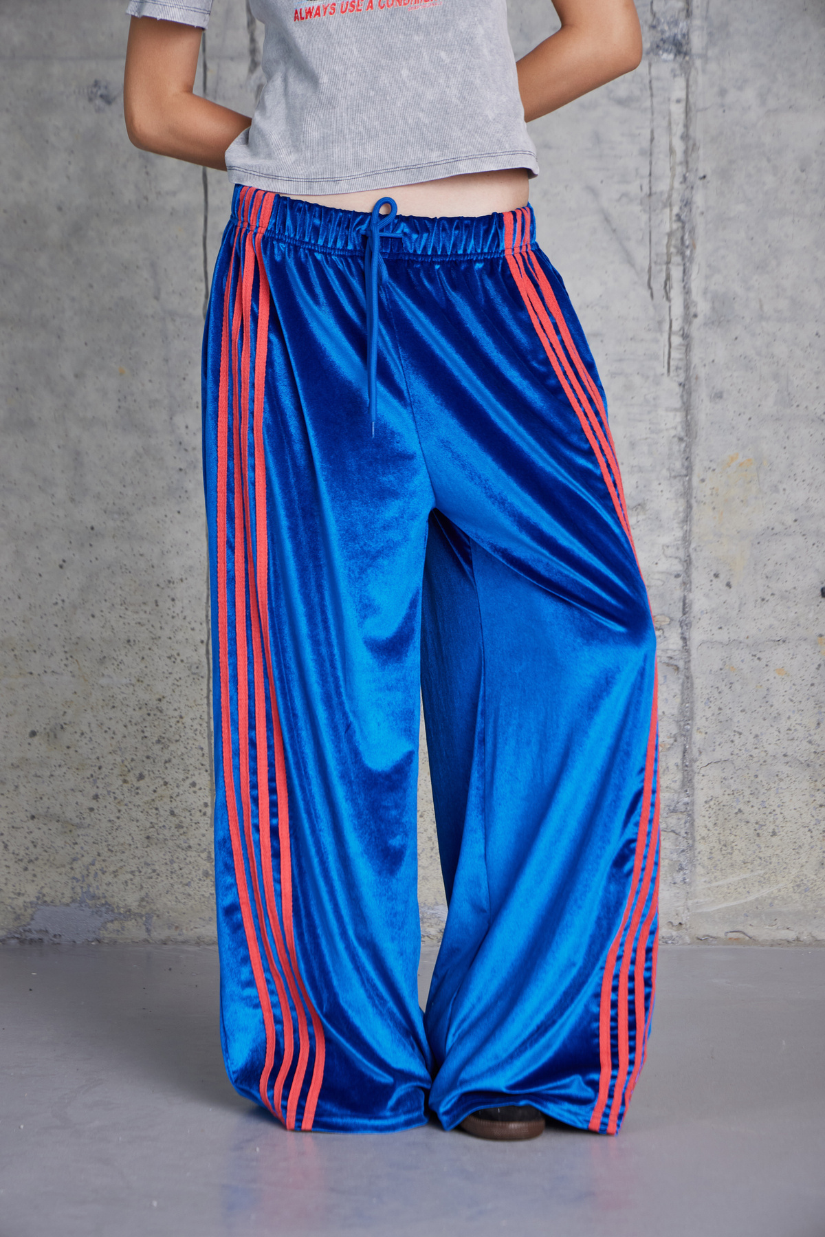 Yeni Sezon İthal Şerit Detaylı Tasarım Pantolon (Saks)
