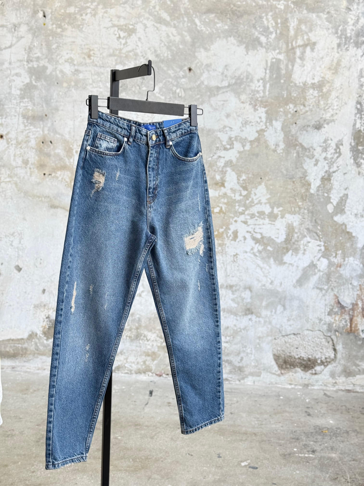Yırtık Detaylı Denim Pantolon (Mavi)