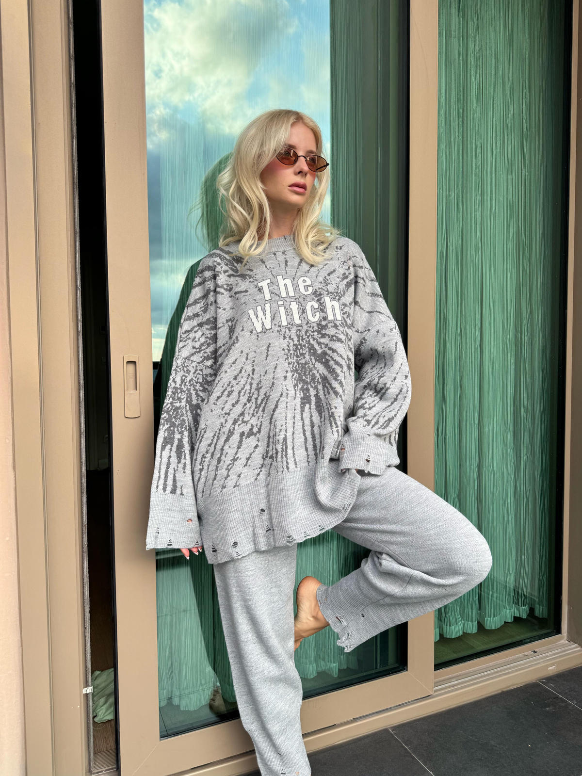 Yırtık Detaylı Oversize Triko Takım (Gri)
