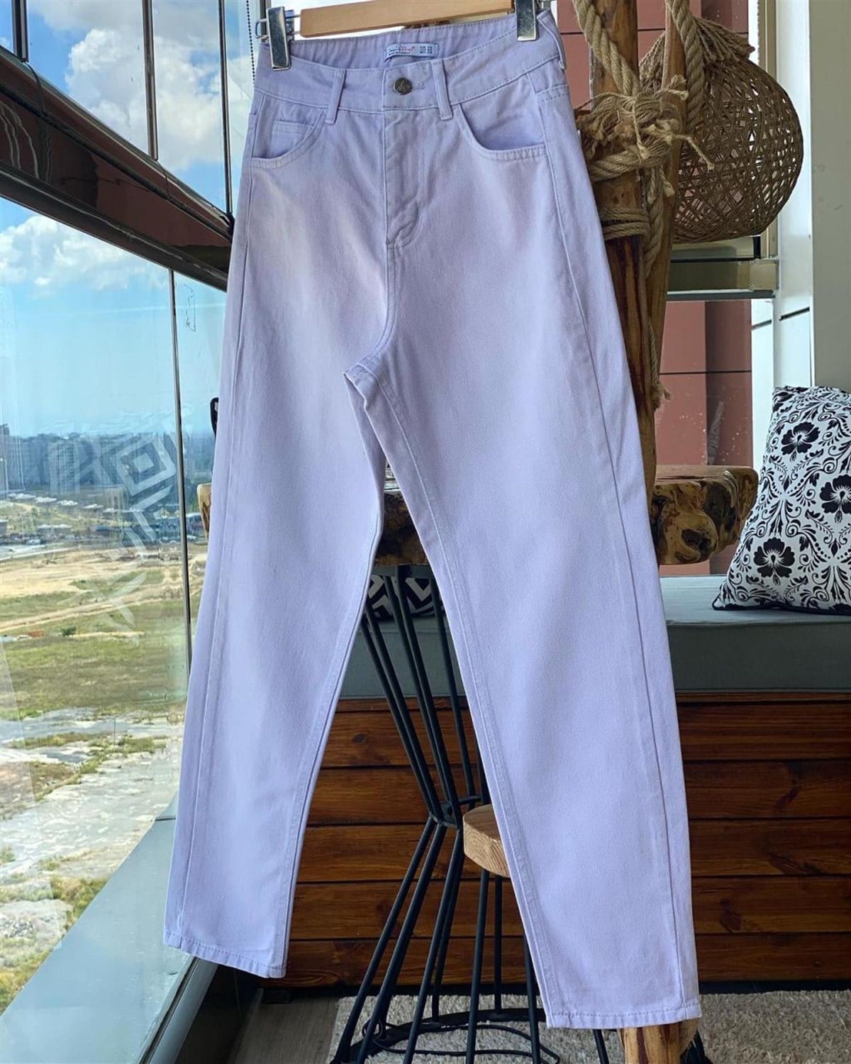 Yüksek Bel Kemerli Mom Jeans (LİLA)