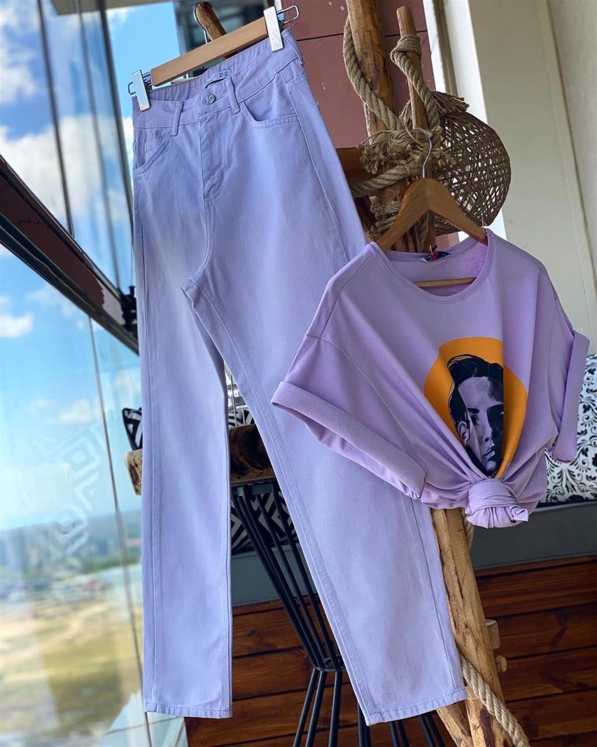 Yüksek Bel Kemerli Mom Jeans (LİLA)