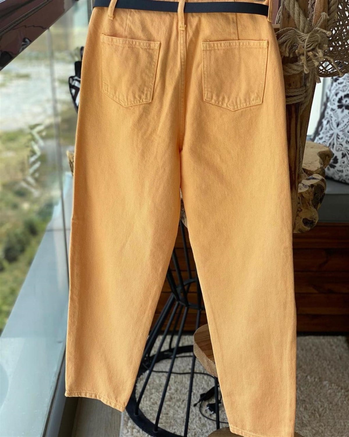 Yüksek Bel Kemerli Mom Jeans (ORANJ)