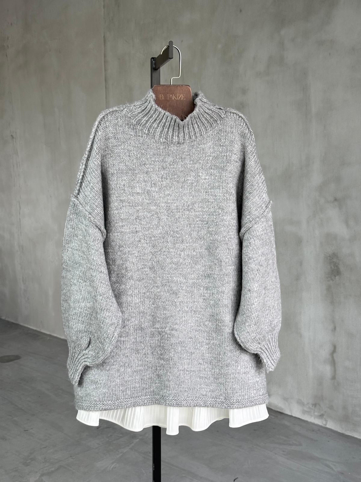 Yumoş Dış Dikişli Oversize Kazak (Gri)