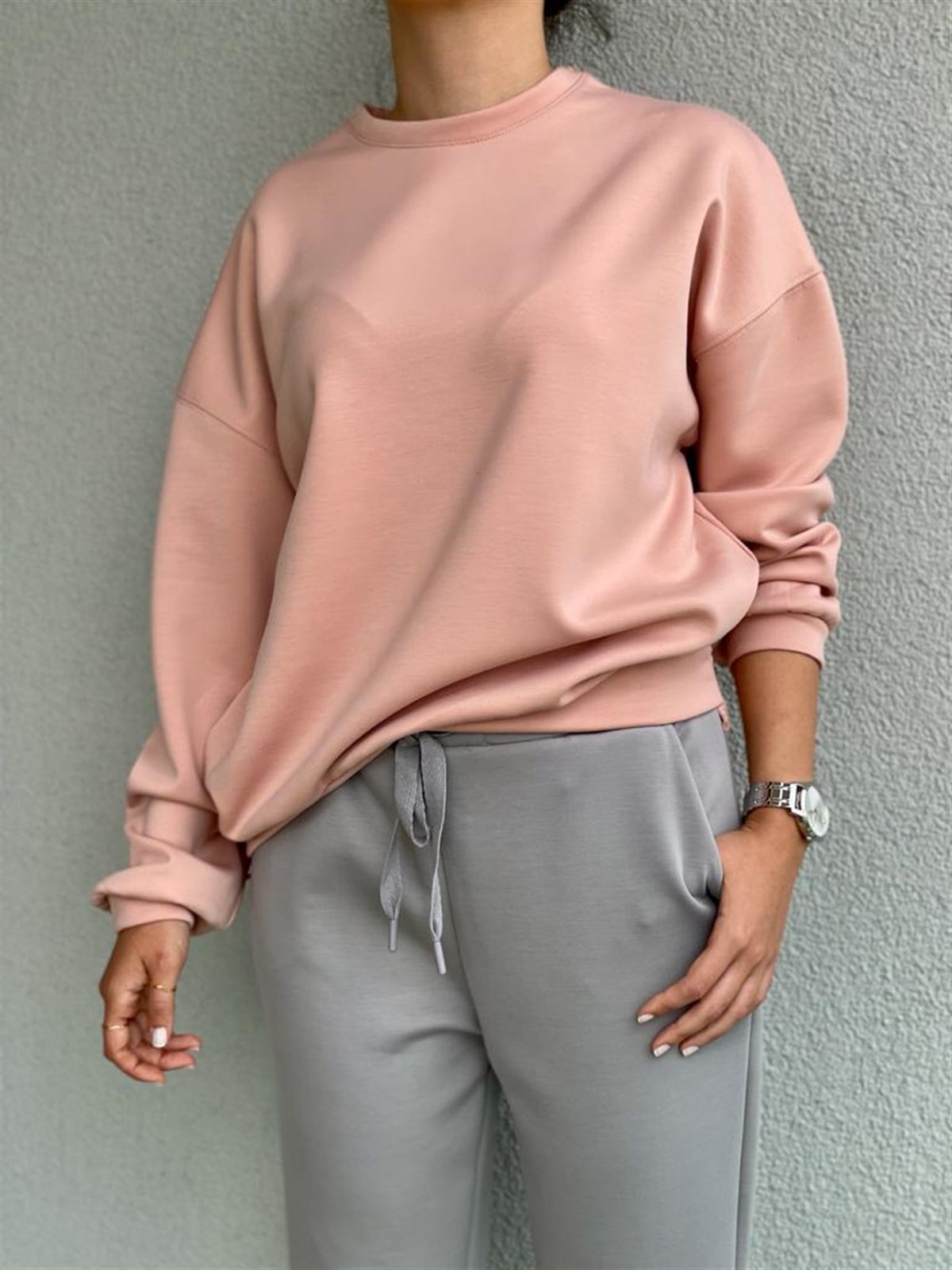 Yumoş Doku Arma Detaylı Sweat (Pudra)