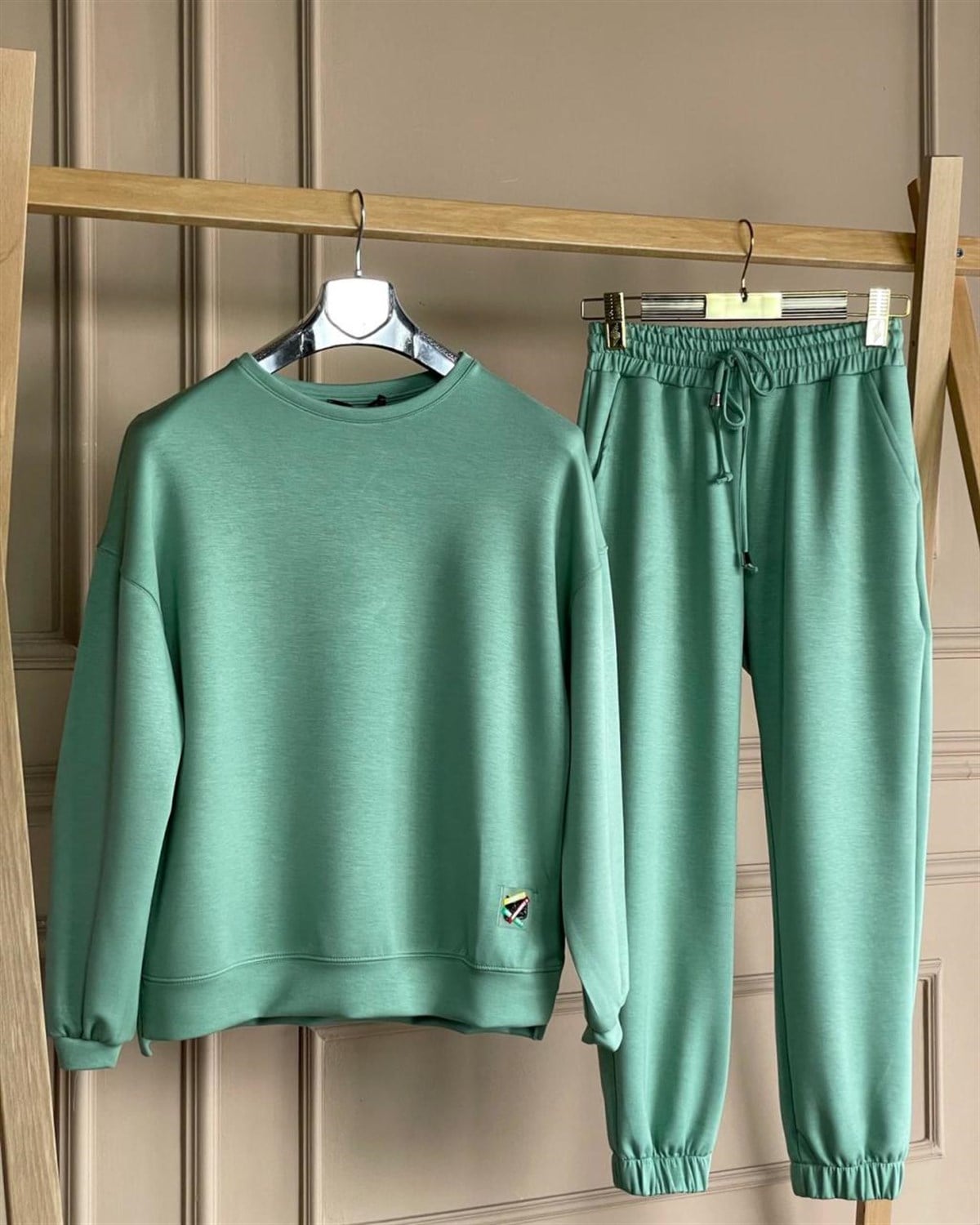 Yumuşak Dokulu Esnek Sweatshirt (MİNT)