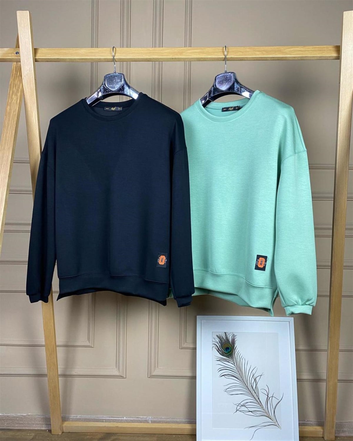 Yumuşak Dokulu Esnek Sweatshirt (SİYAH& MİNT YEŞİLİ)