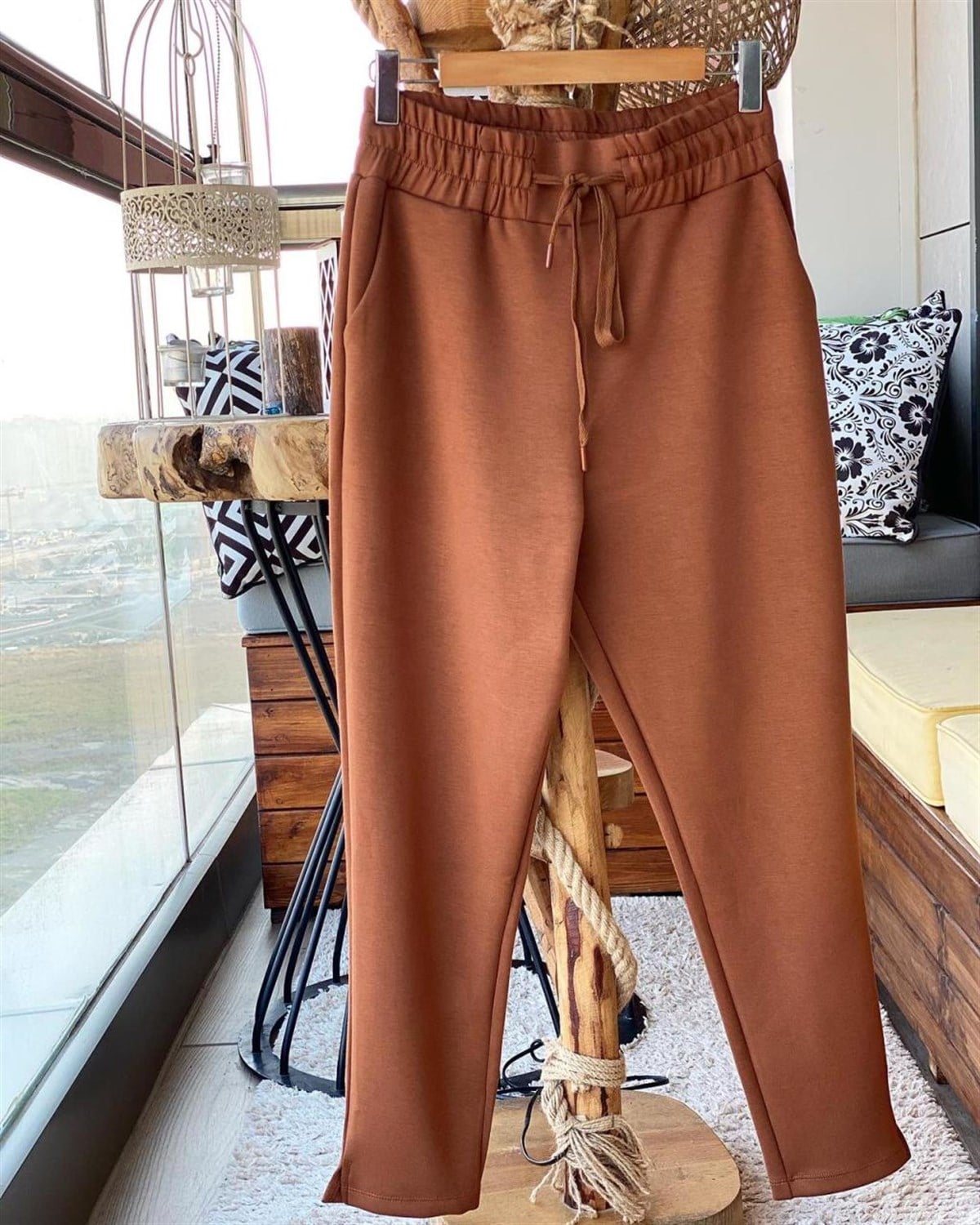 Yumuşak Dokulu Jogger Pantolon (KİREMİT)